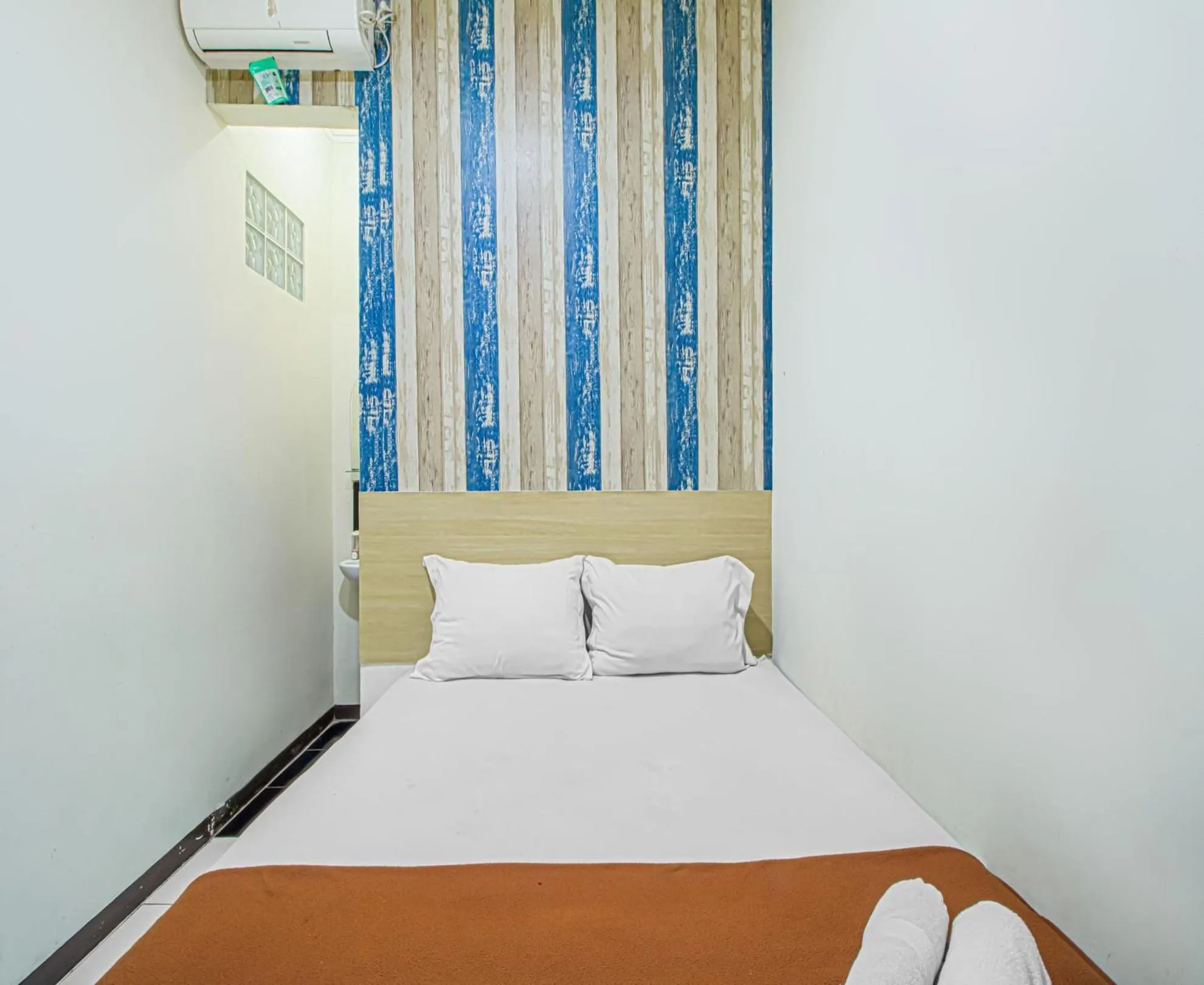 Bedroom, Bed in Bantal Guling Alun Alun Bandung