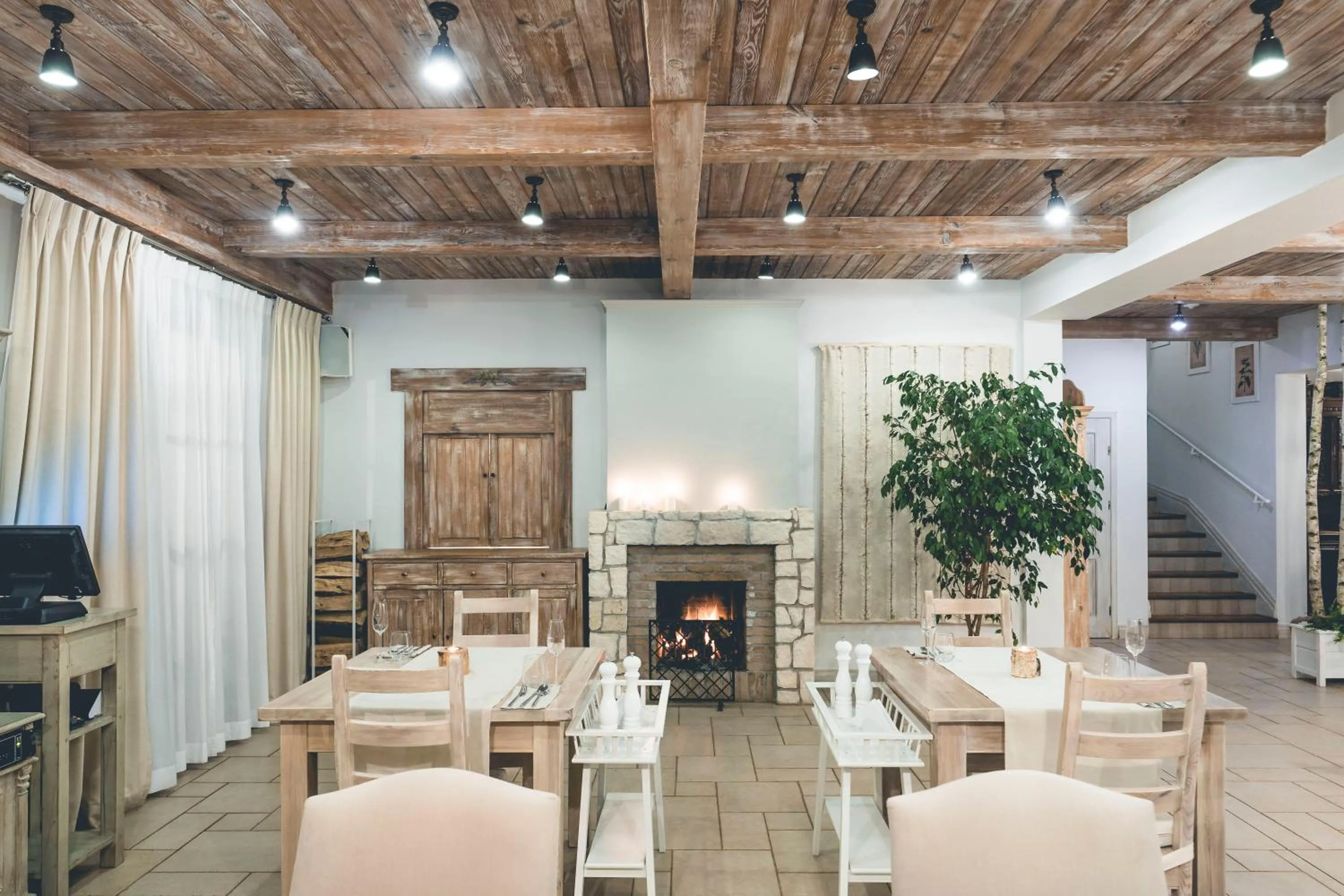 Restaurant/places to eat in Łubinowe Wzgórze - Wioska Zdrowia