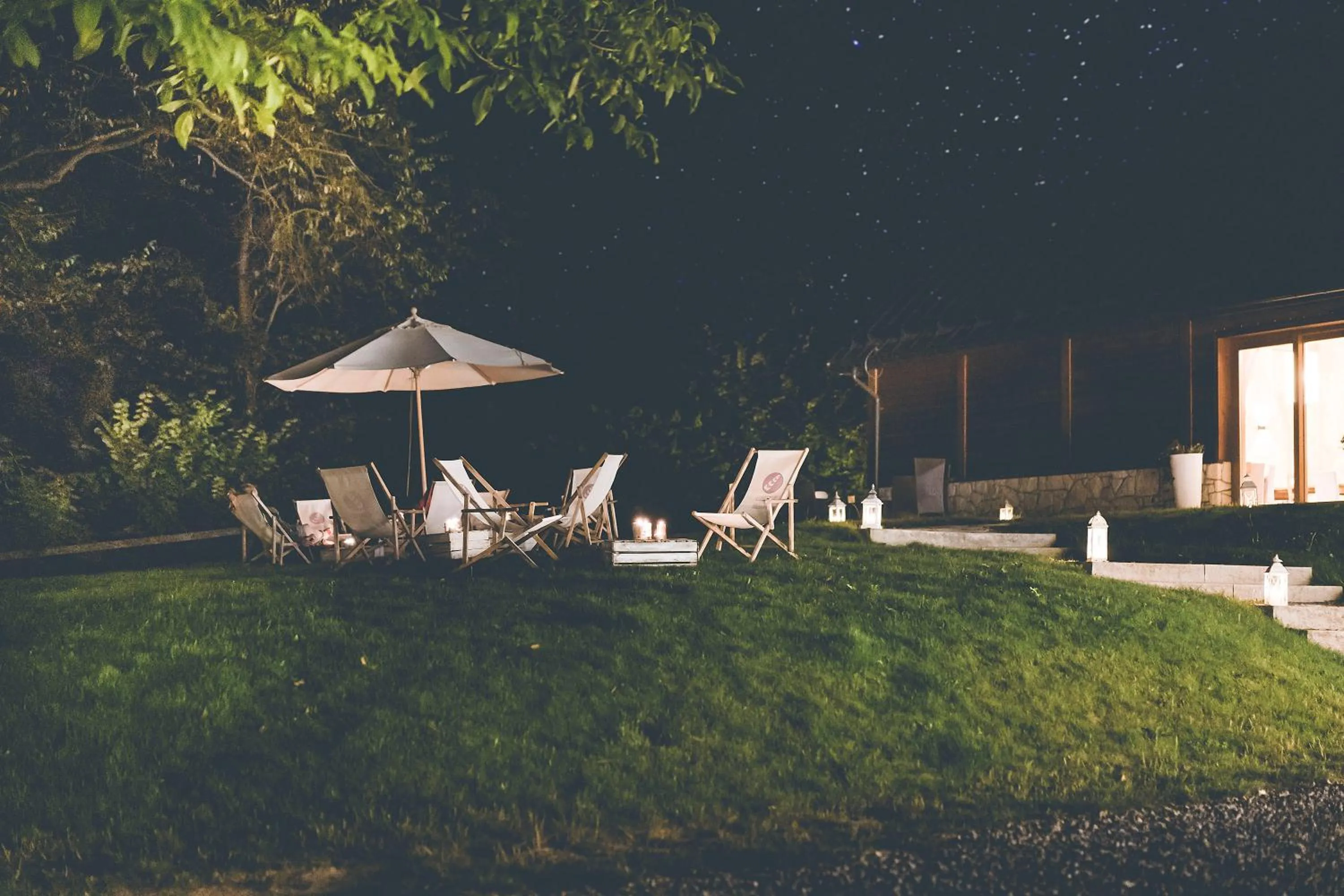 Night in Łubinowe Wzgórze - Wioska Zdrowia