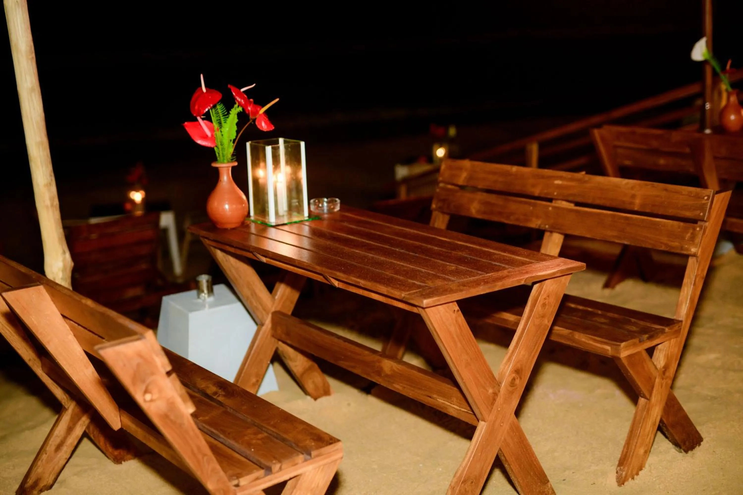 Dining area in Royal Beach Hotel Hikkaduwa