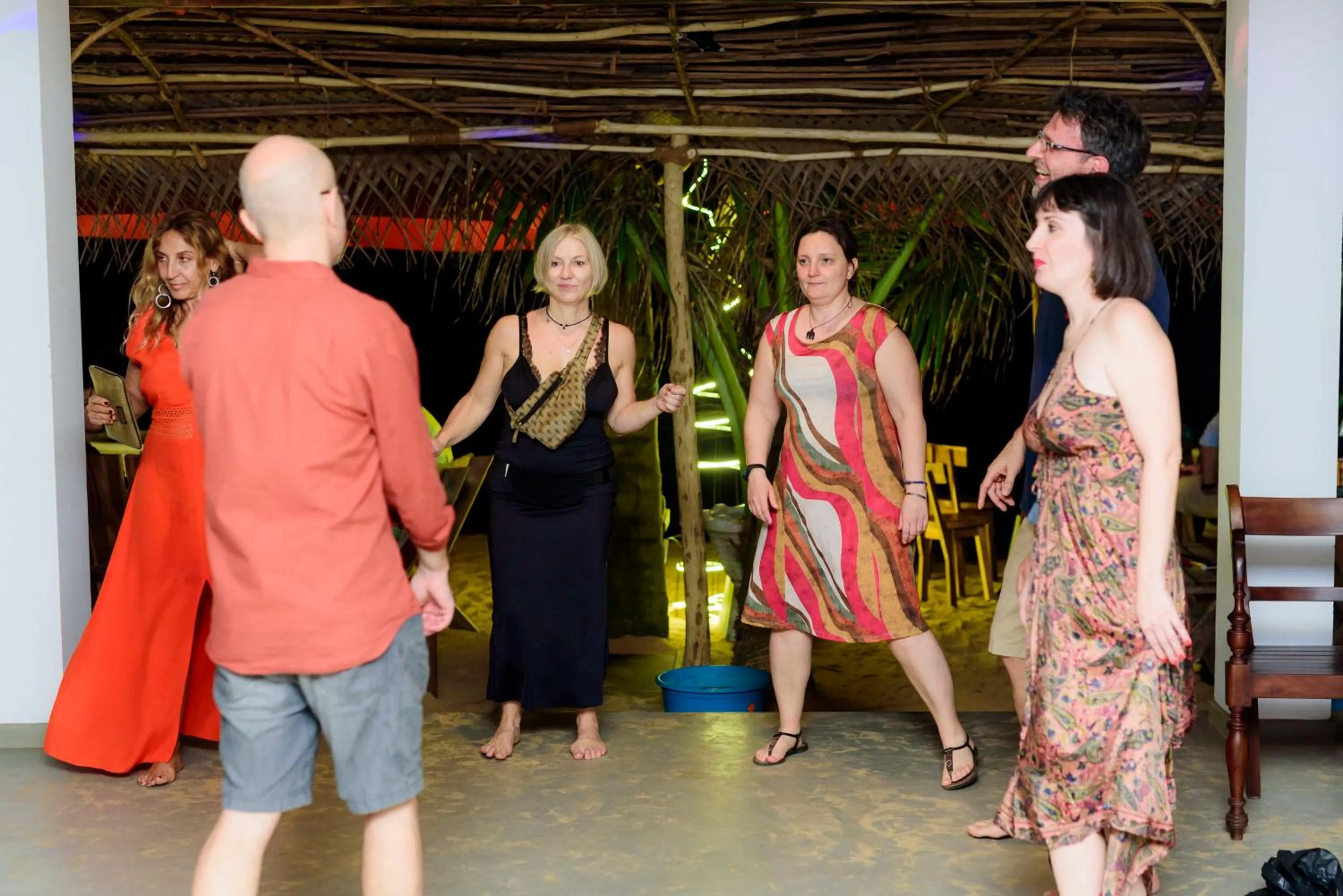 Restaurant/places to eat in Royal Beach Hotel Hikkaduwa