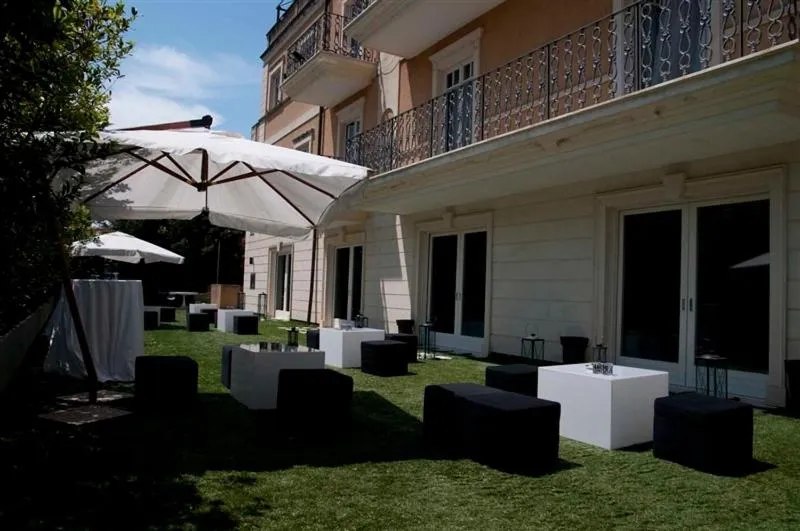 Facade/entrance in Hotel VdB NEXT