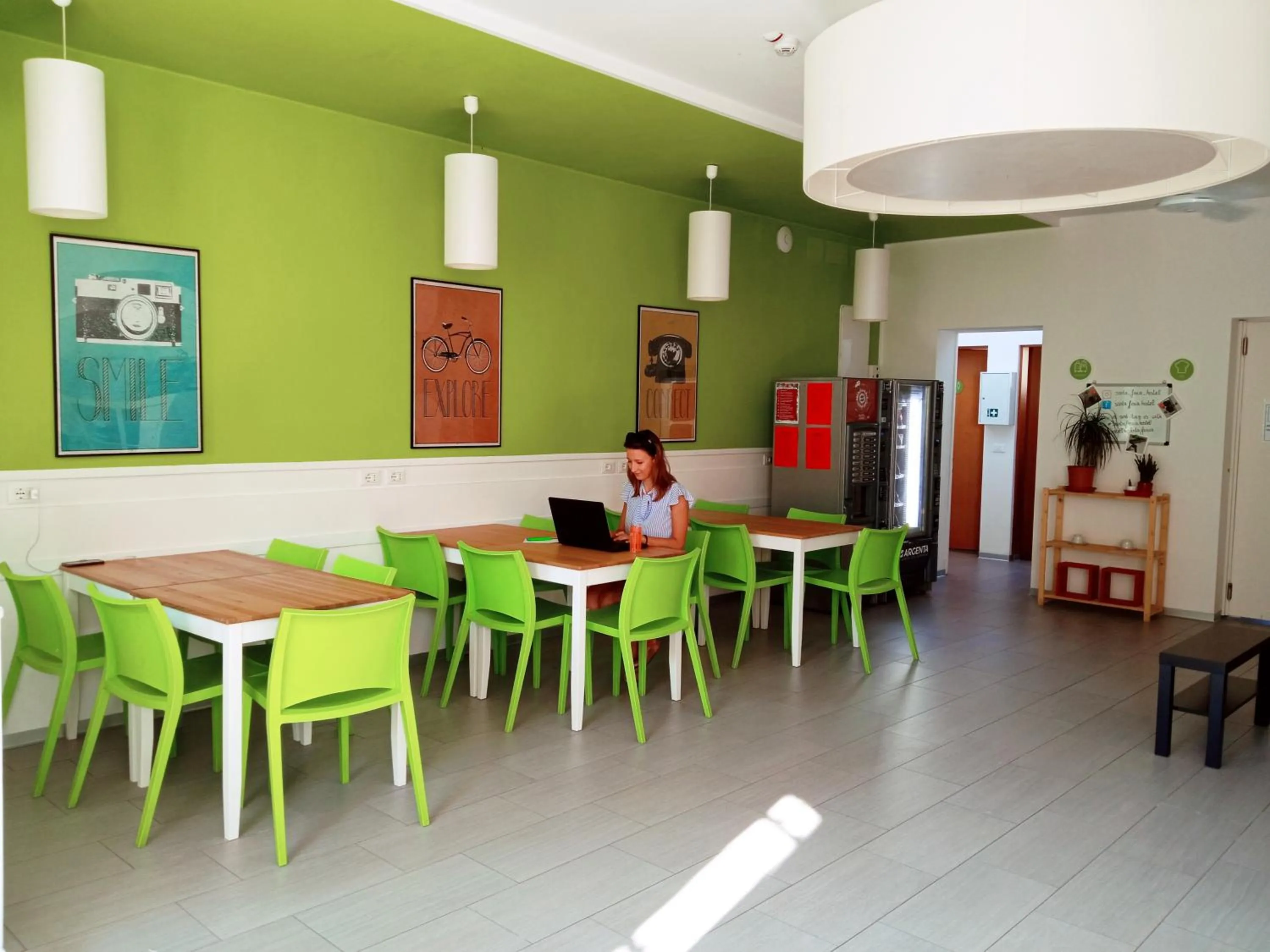 Communal lounge/ TV room in Ostello S. Fosca - CPU Venice Hostels