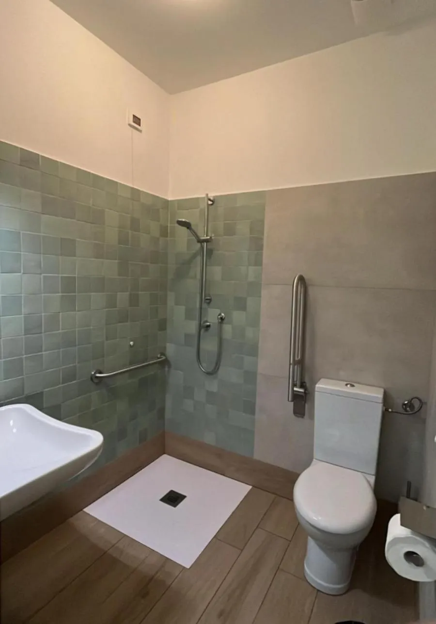 Shower in Ostello S. Fosca - CPU Venice Hostels