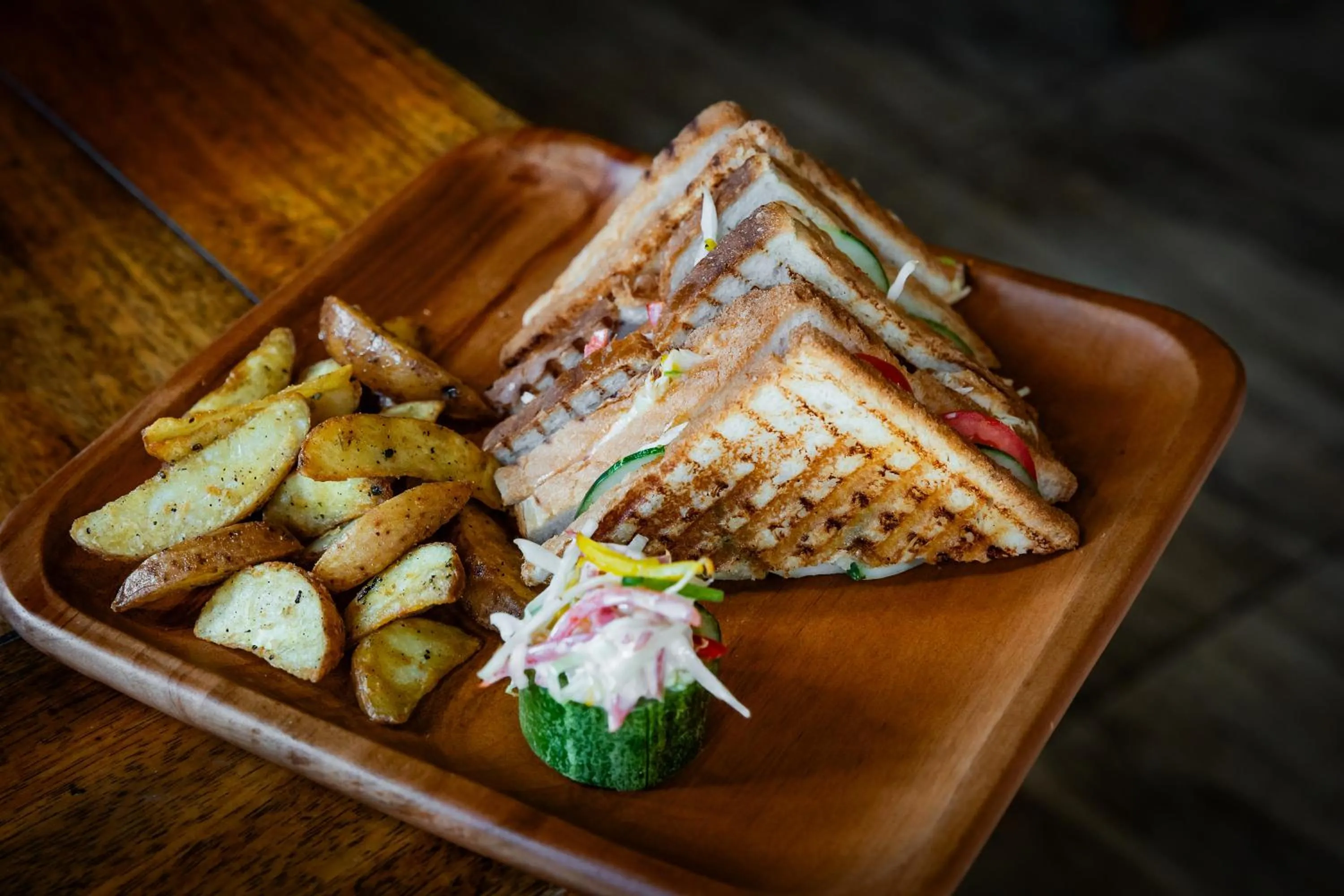 Food and drinks in Zone Connect by The Park, Lansdowne