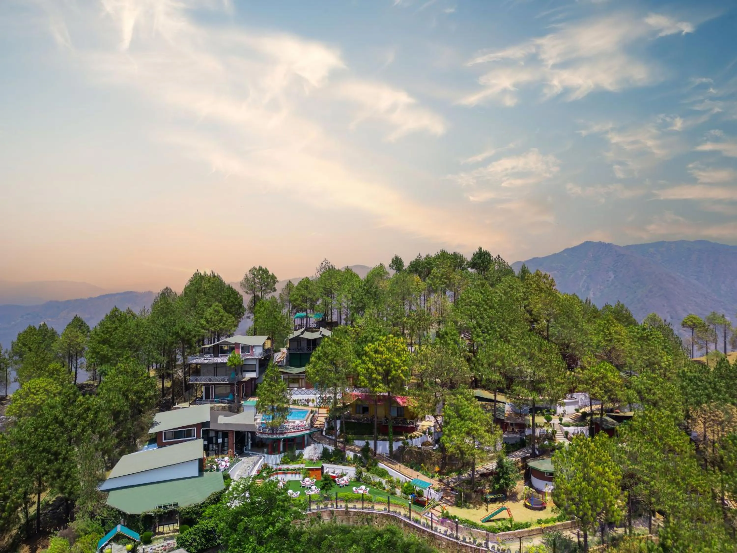 Garden in Zone Connect by The Park, Lansdowne