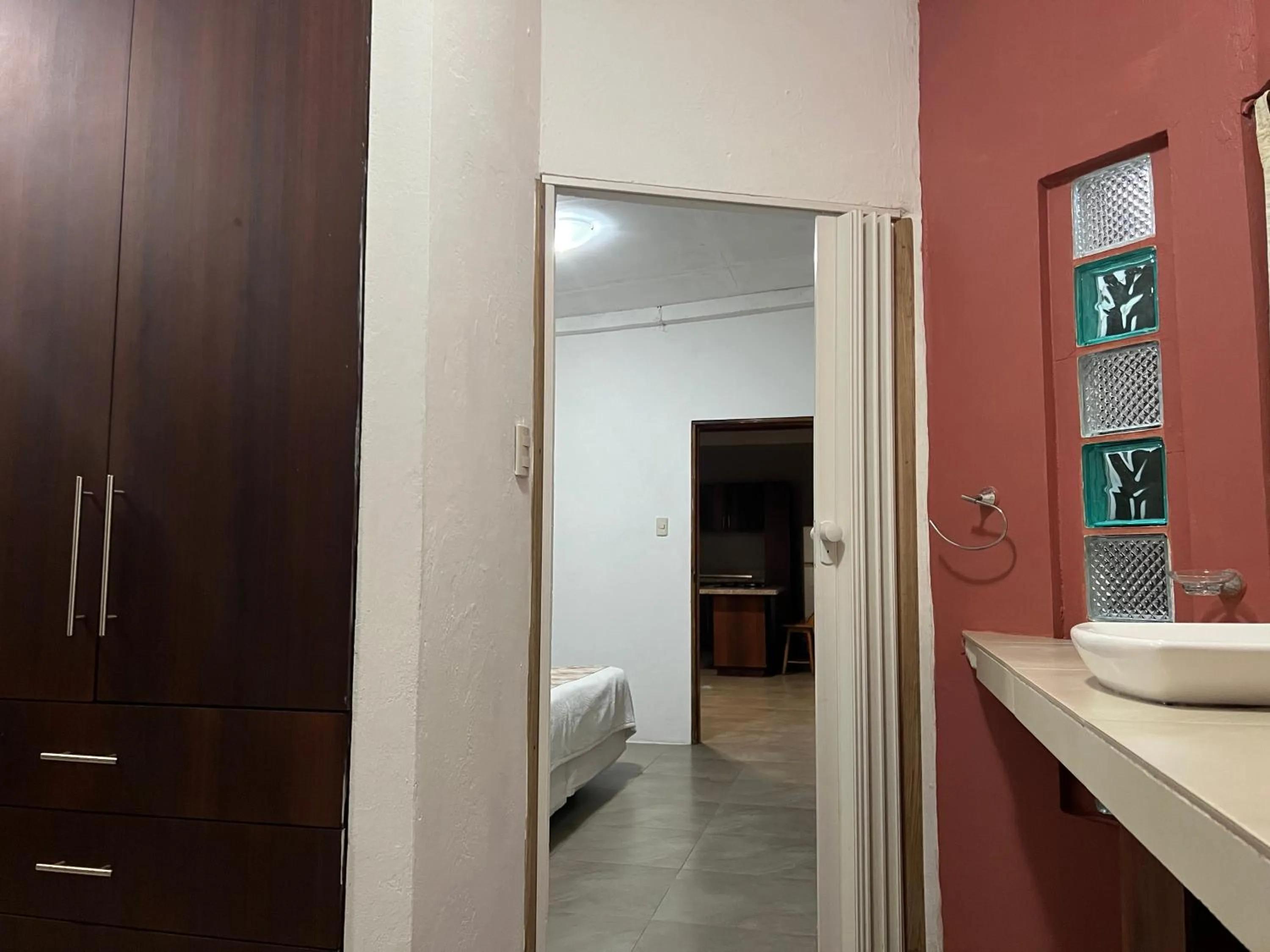 Bathroom, Bed in Samai Lodge Holistic Living