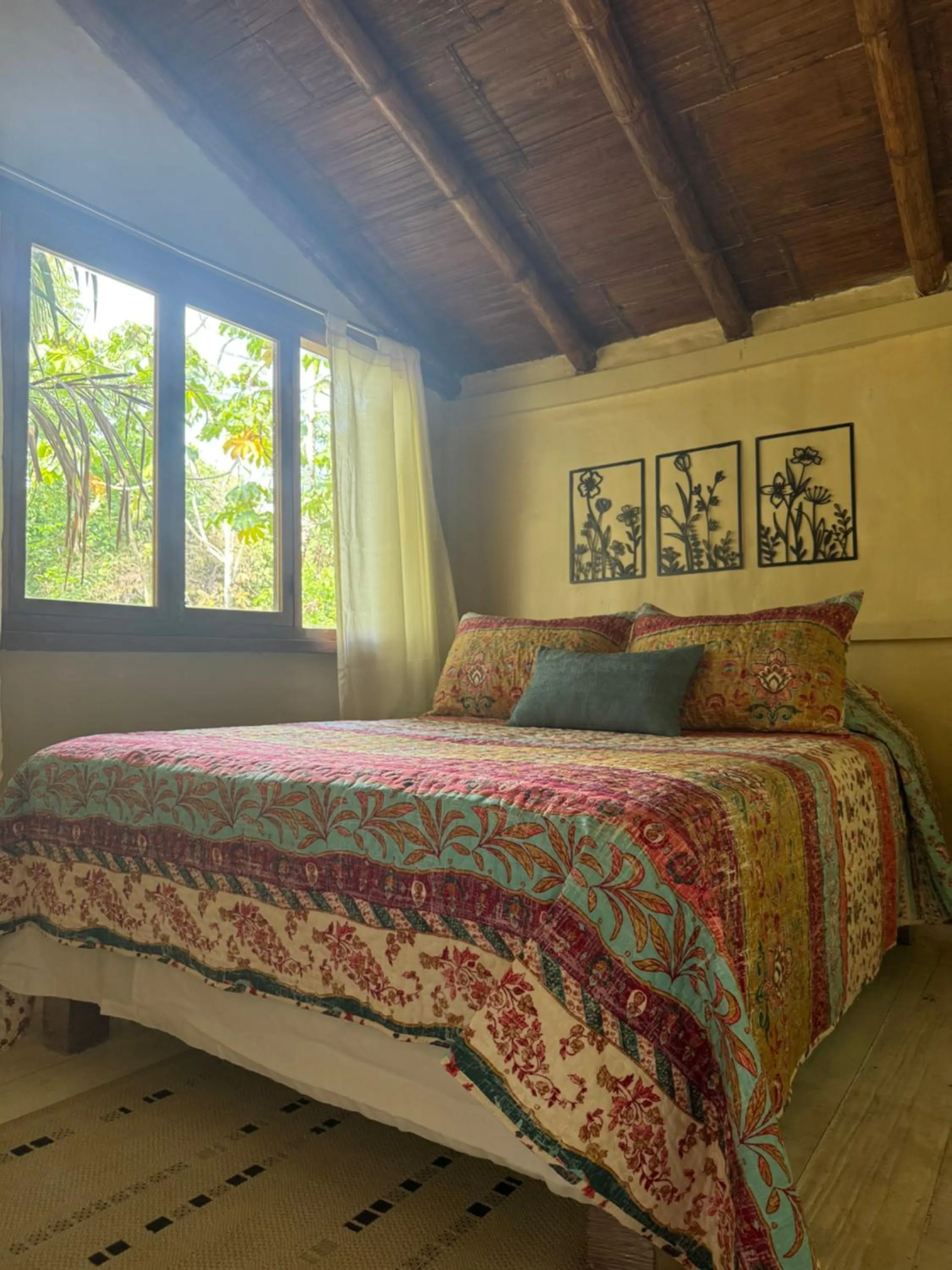Bedroom, Bed in Samai Lodge Holistic Living