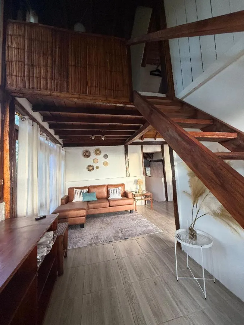 Kitchen or kitchenette in Samai Lodge Holistic Living