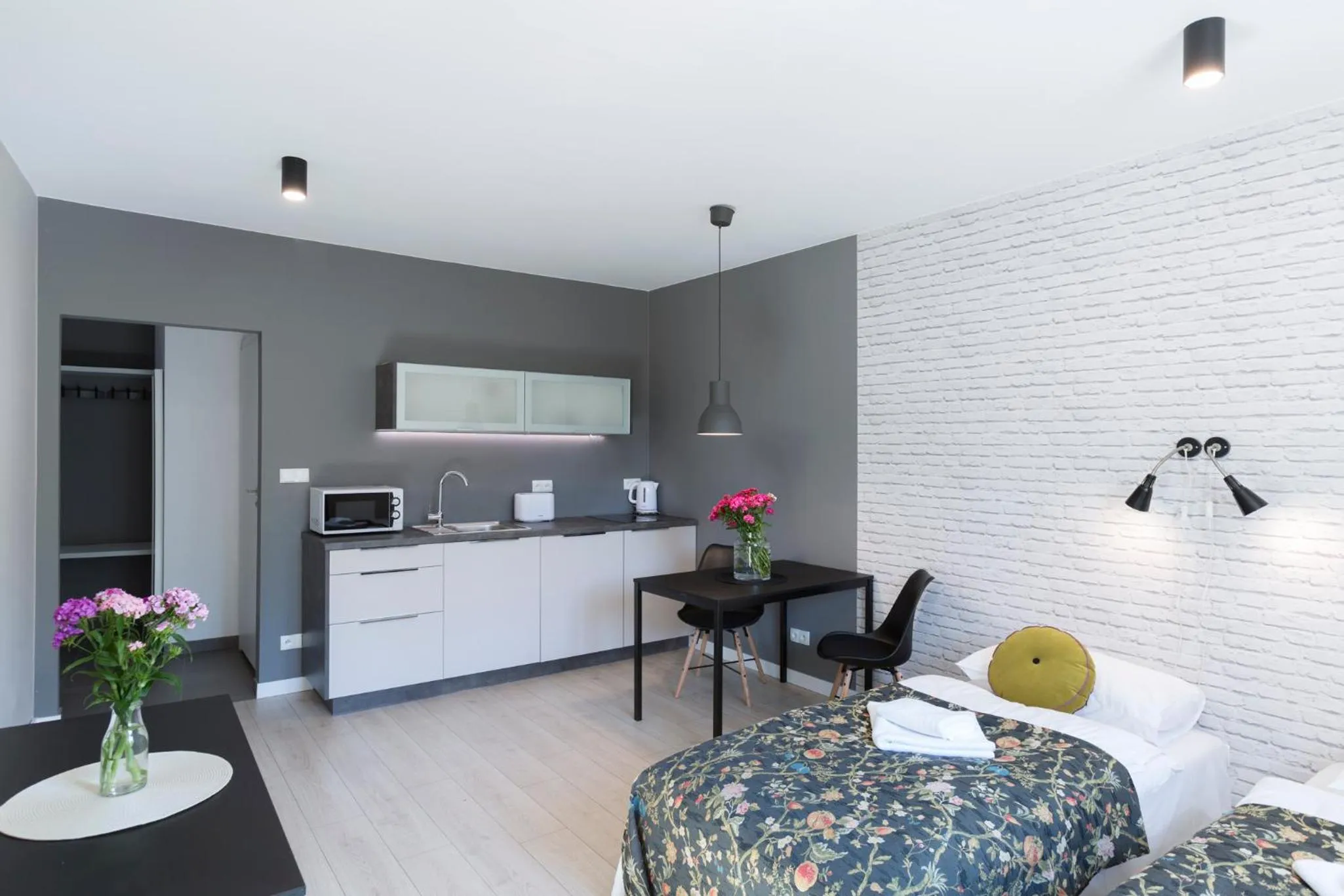 Kitchen or kitchenette in Antique Apartments Old Town