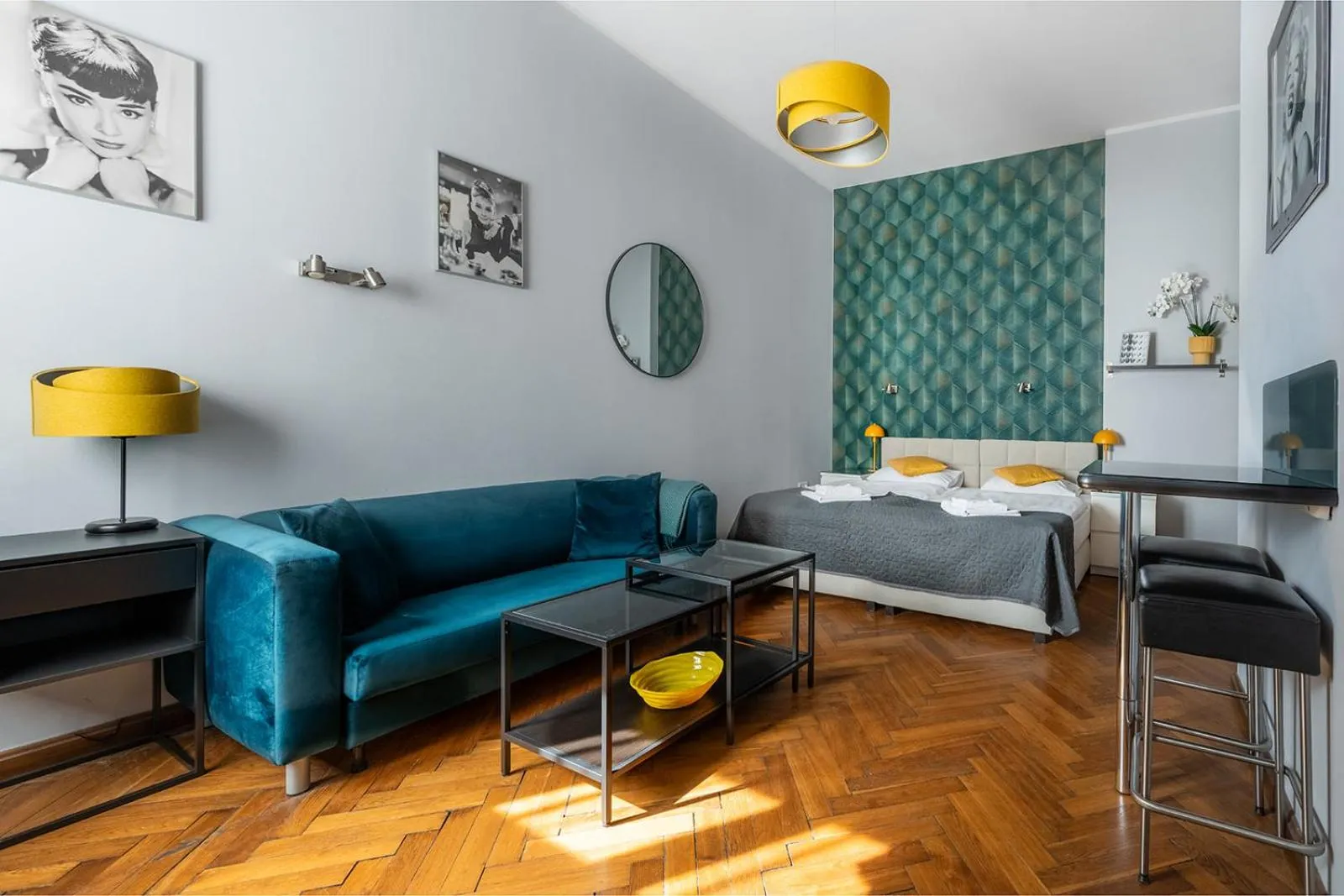 Bed in Antique Apartments Old Town