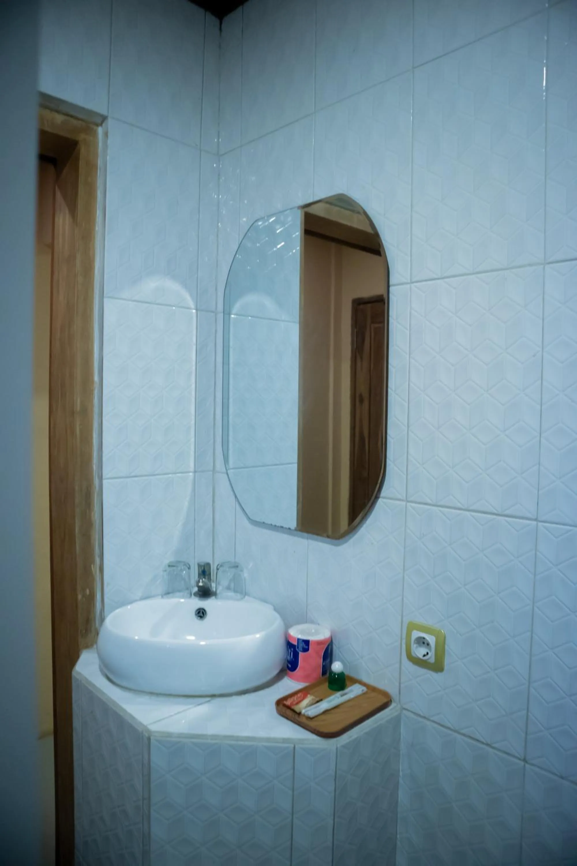 Bathroom in Cemara Indah Hotel