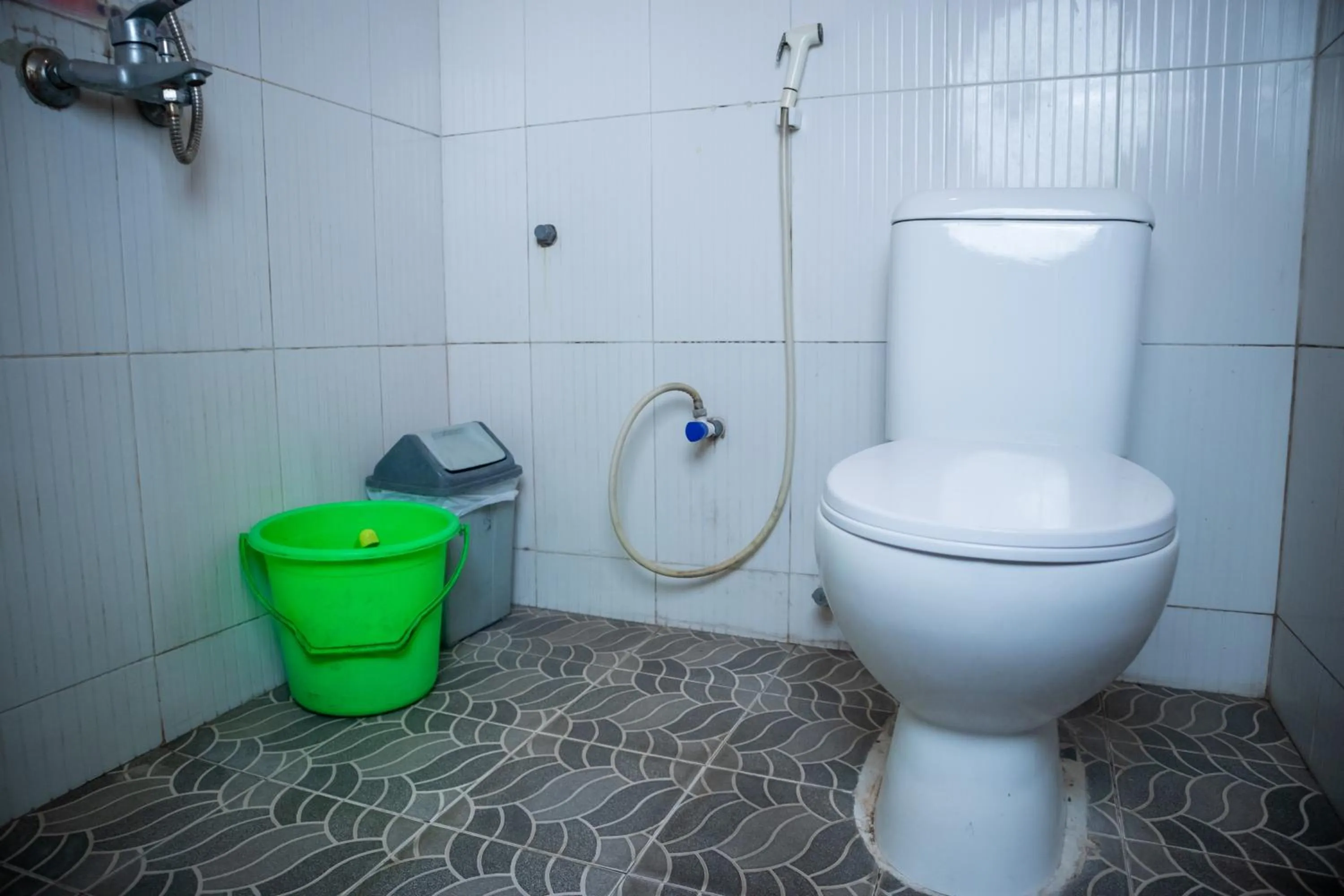 Bathroom in Cemara Indah Hotel