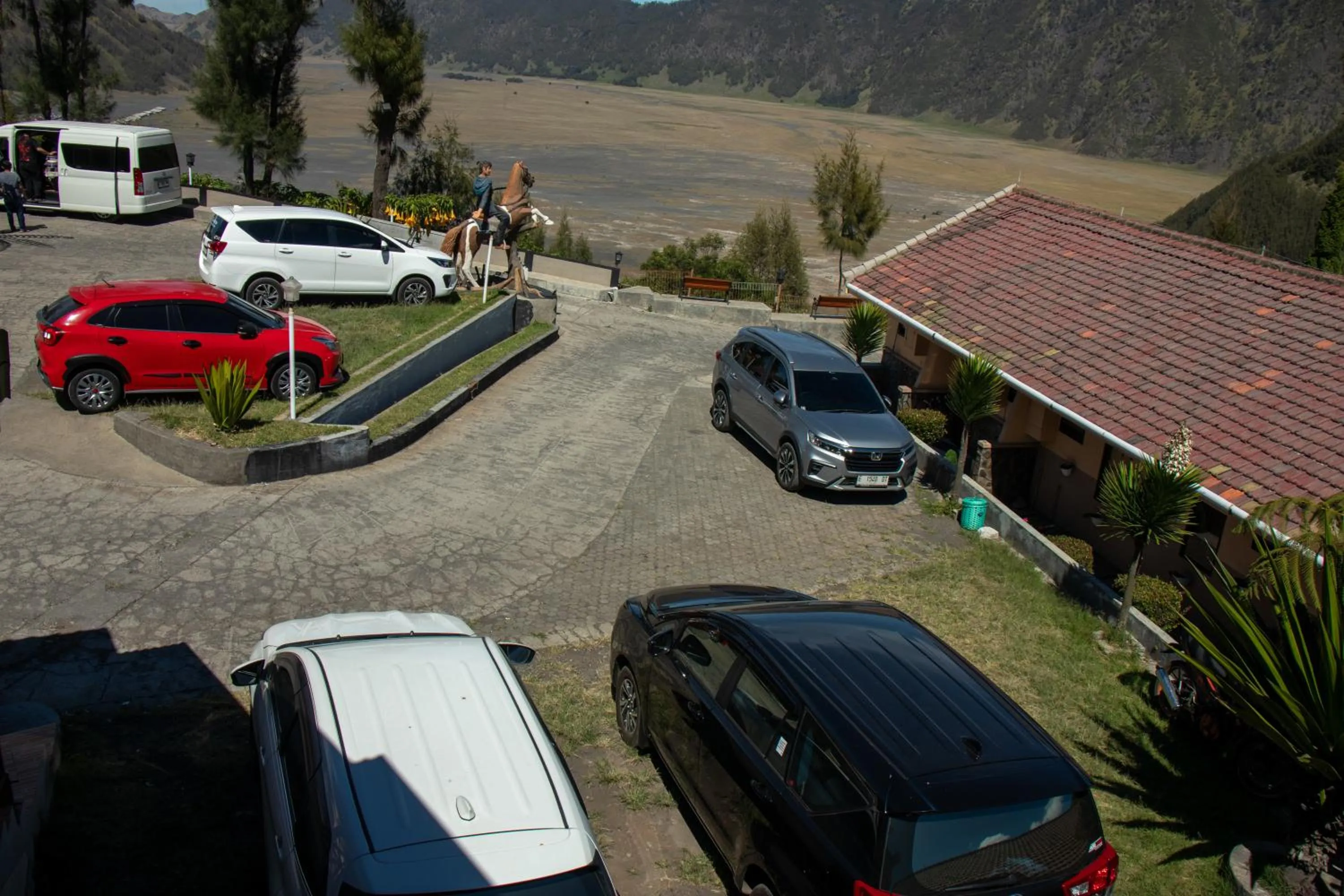 Parking in Cemara Indah Hotel
