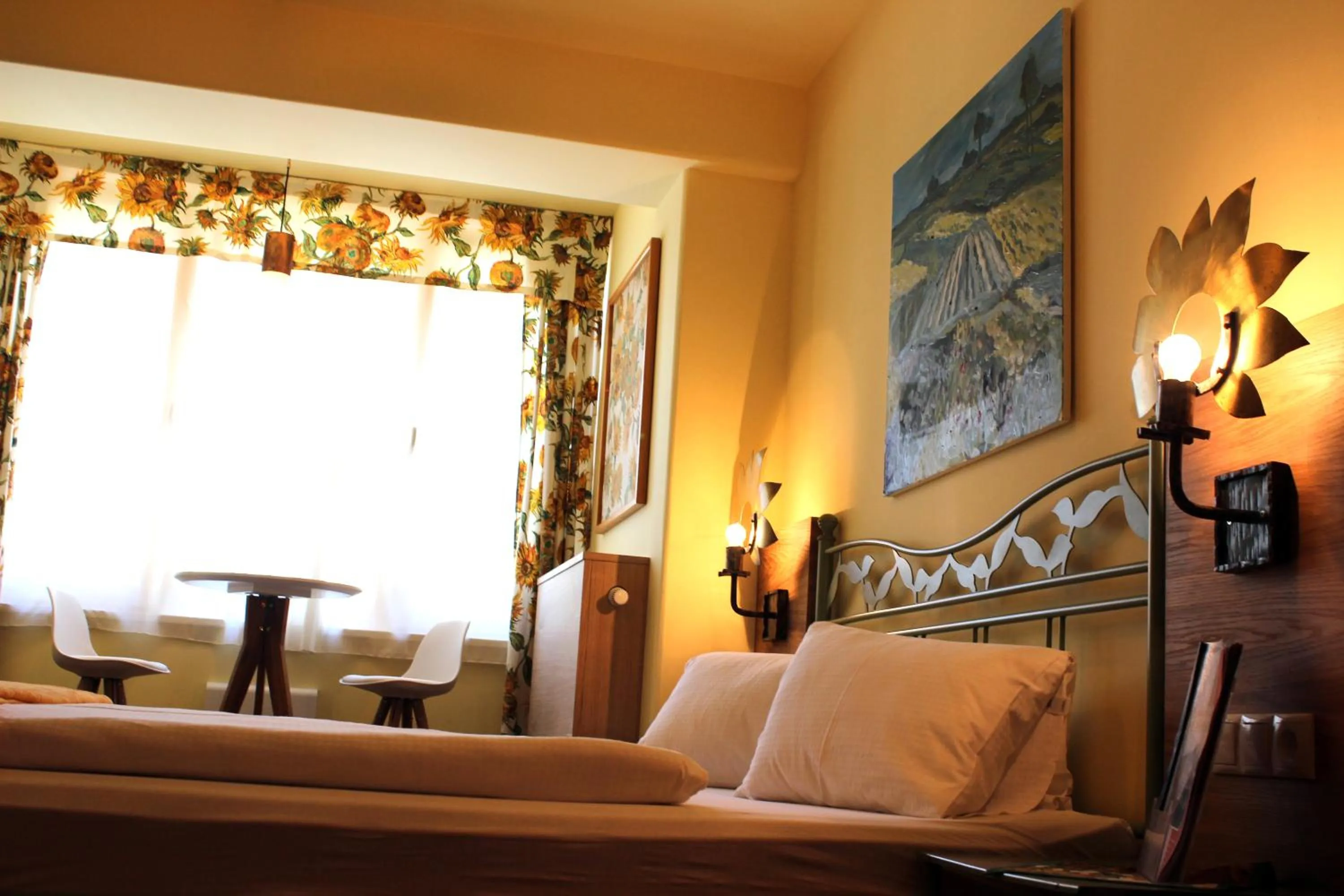 Decorative detail in Malerwinkl Restaurant + Kunsthotel