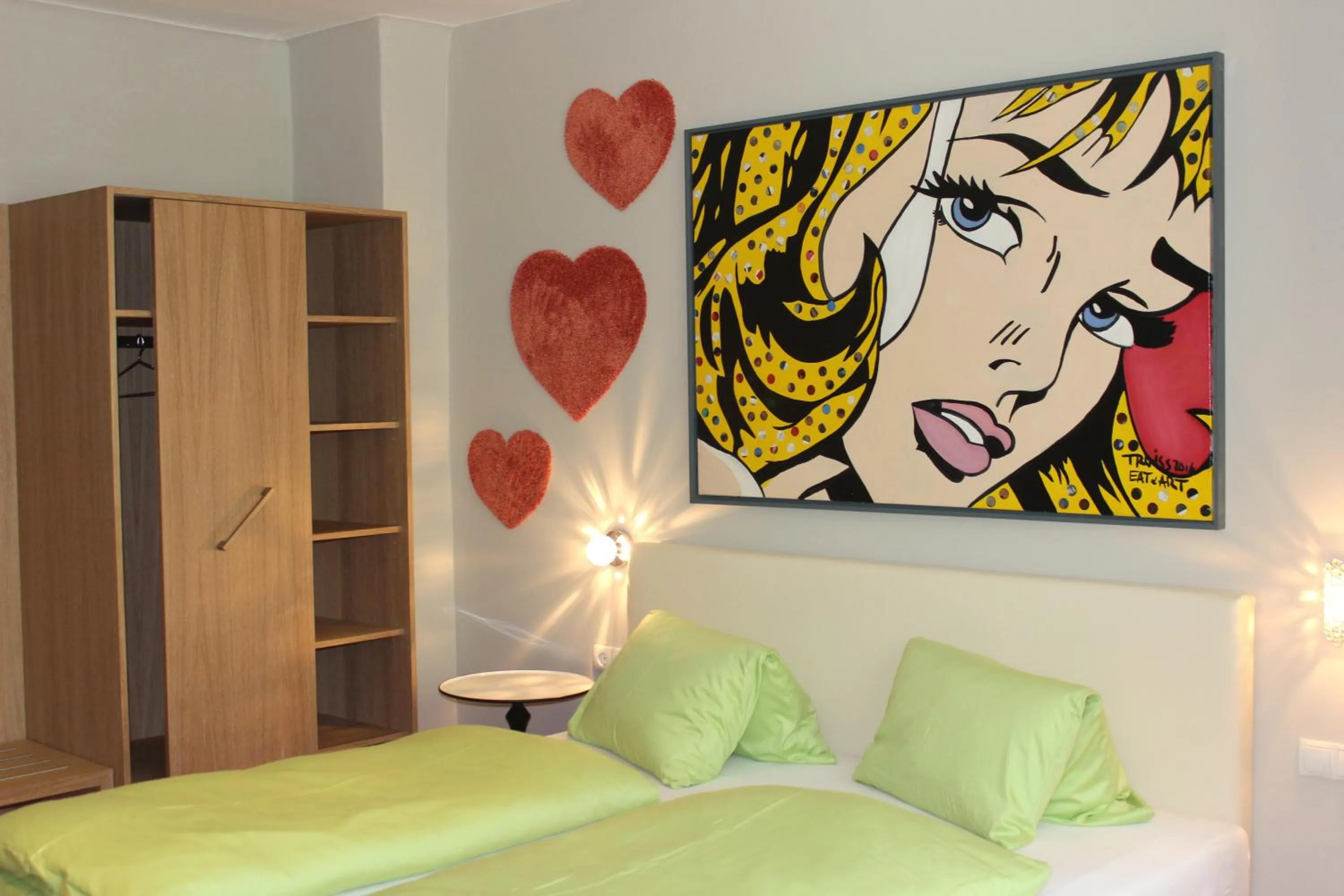 Decorative detail in Malerwinkl Restaurant + Kunsthotel