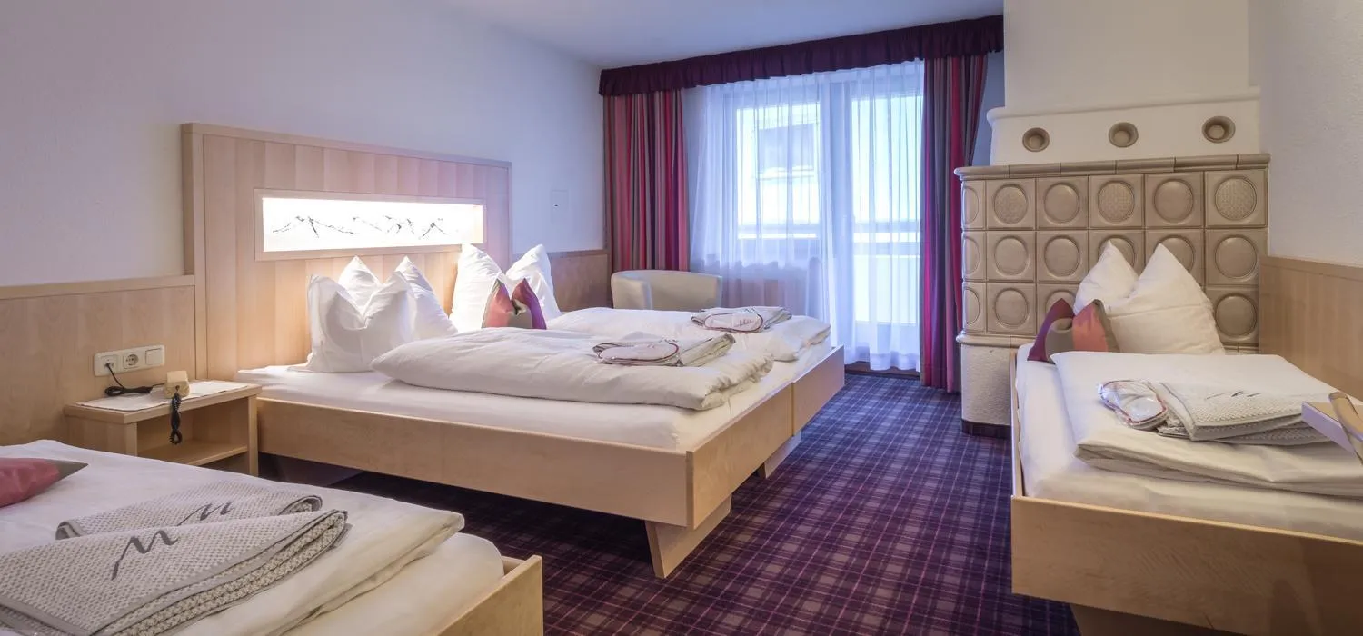 Photo of the whole room, Bed in Hotel Grieserin