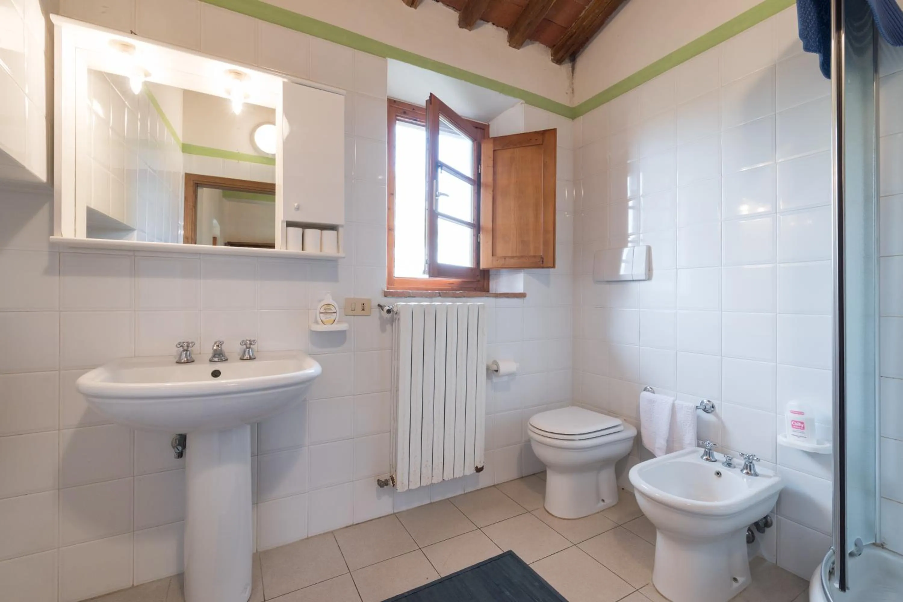 Shower in Podere Torricella