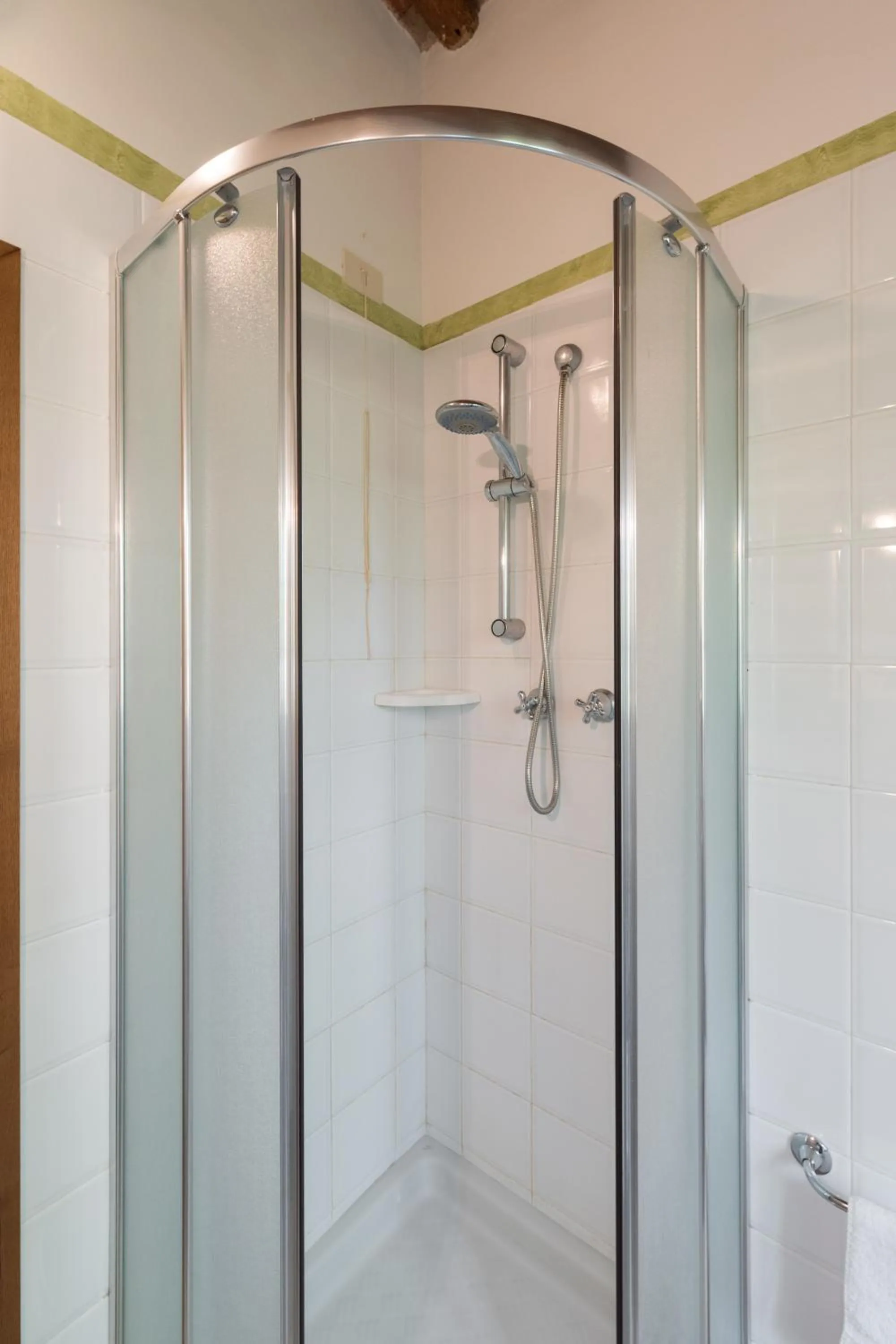 Shower in Podere Torricella