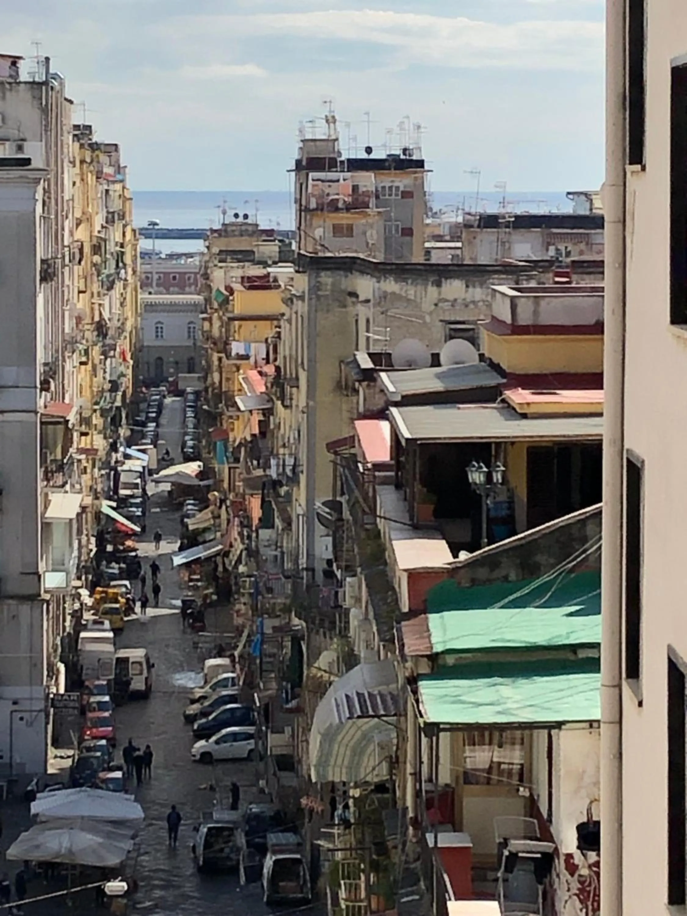 City view in Pit Stop Napoli Centrale