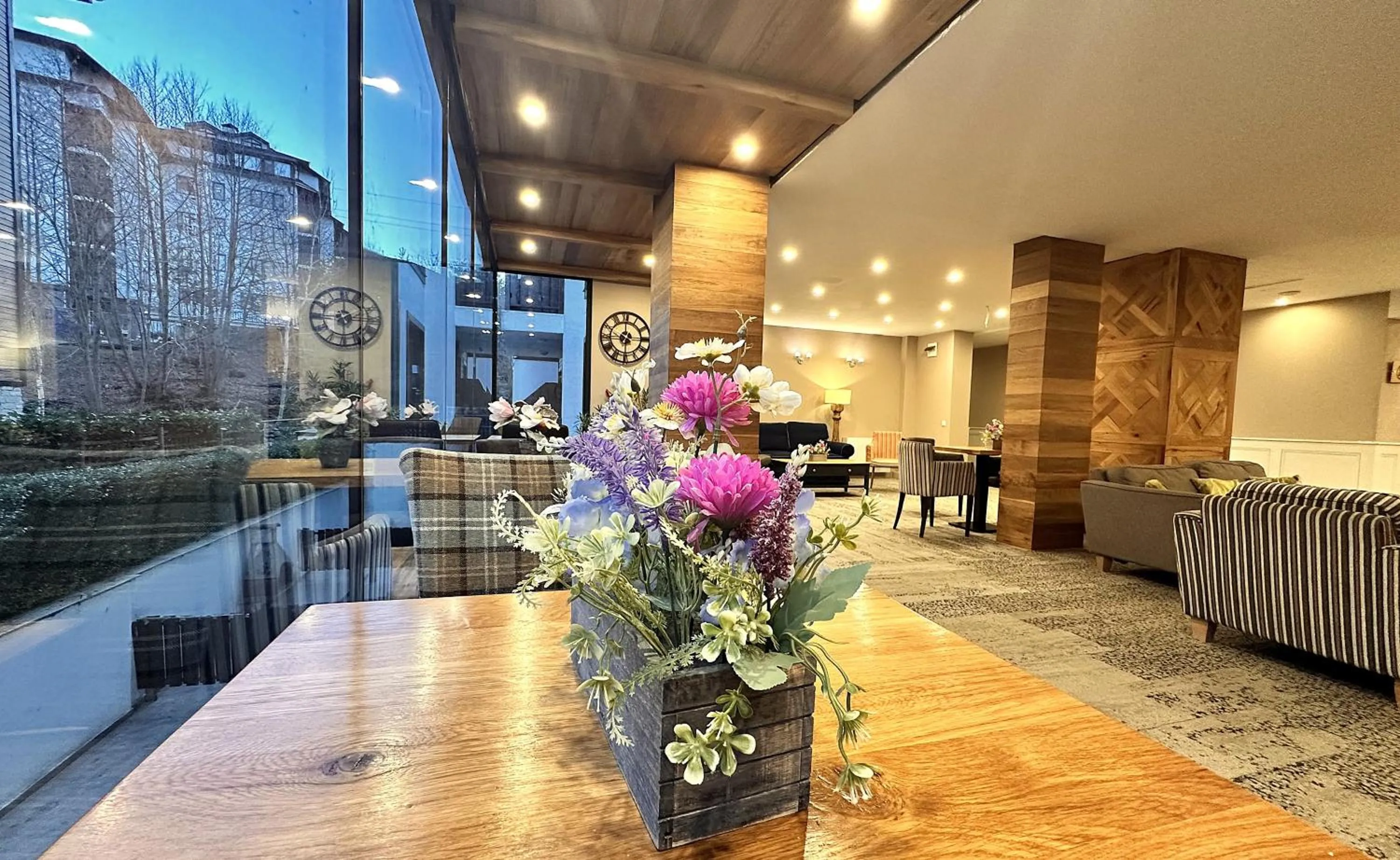 Lobby or reception in Predela 2 Aparthotel