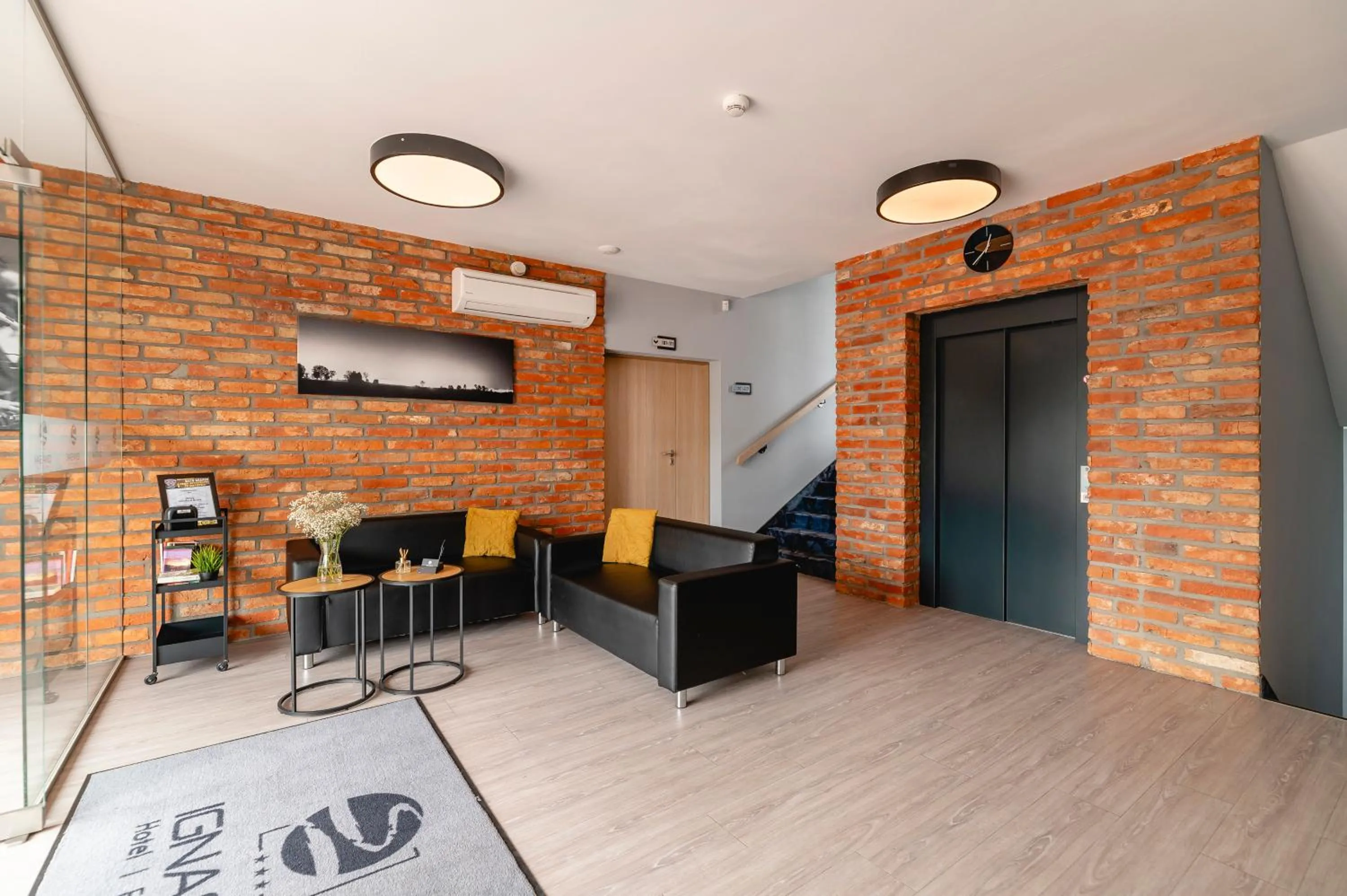 Lobby or reception in Ignasiak Hotel