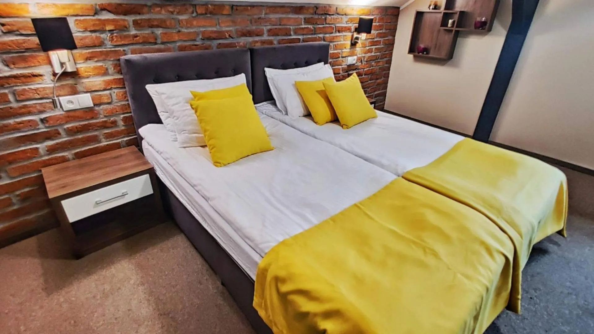 Bed in Ignasiak Hotel