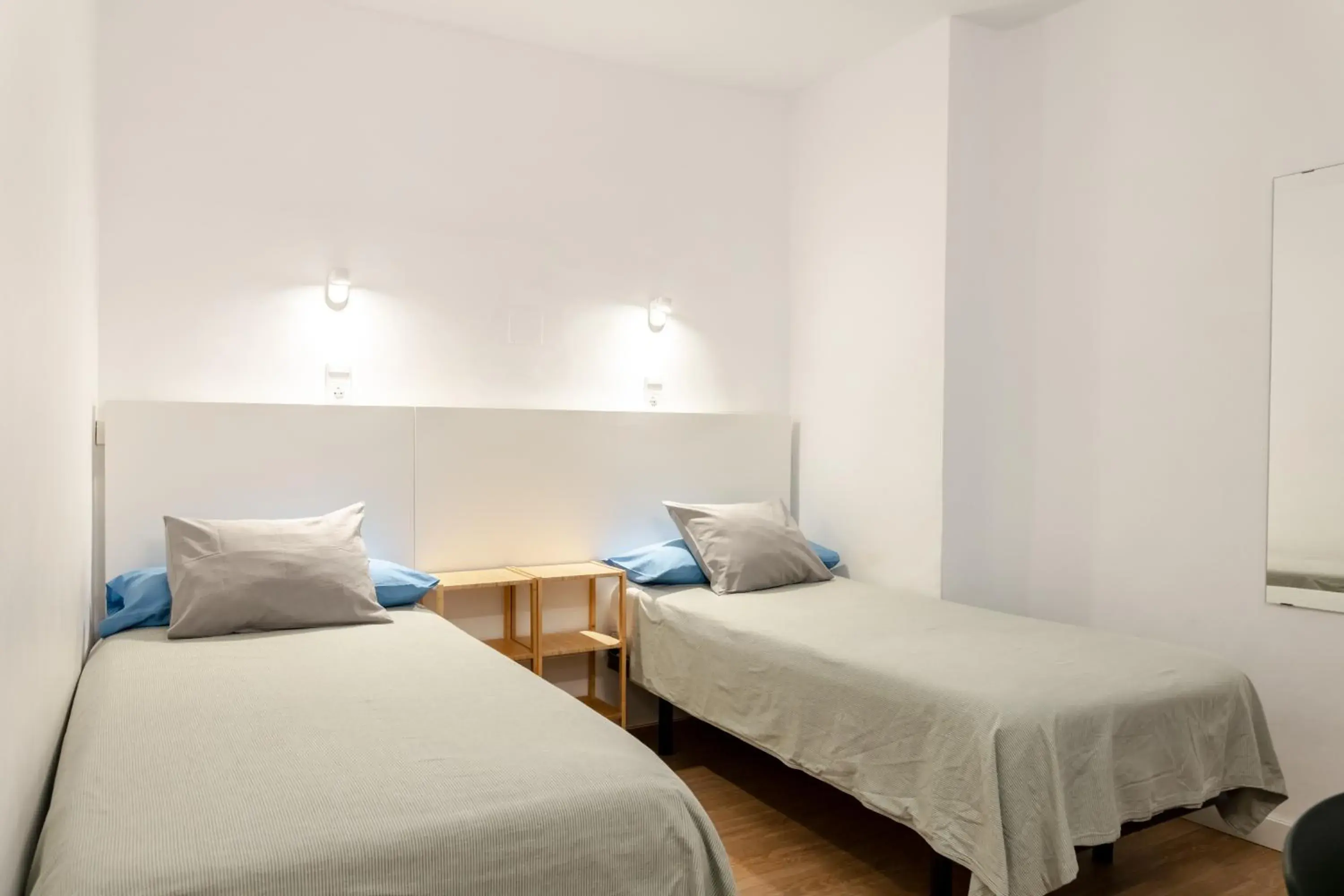 Twin Room in Hostal La Zona Twin Room in Hostal La Zona