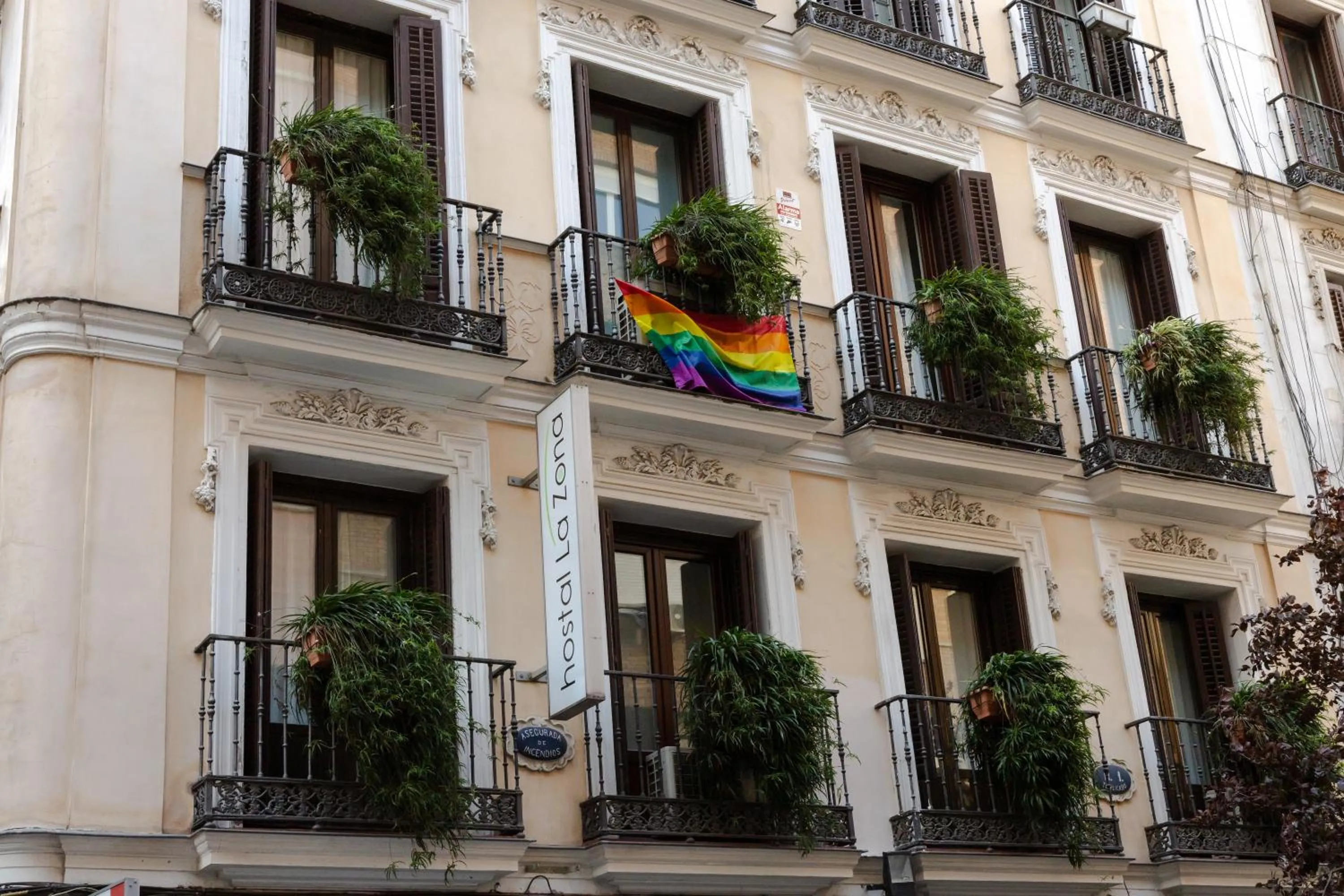 Facade/entrance in Hostal La Zona