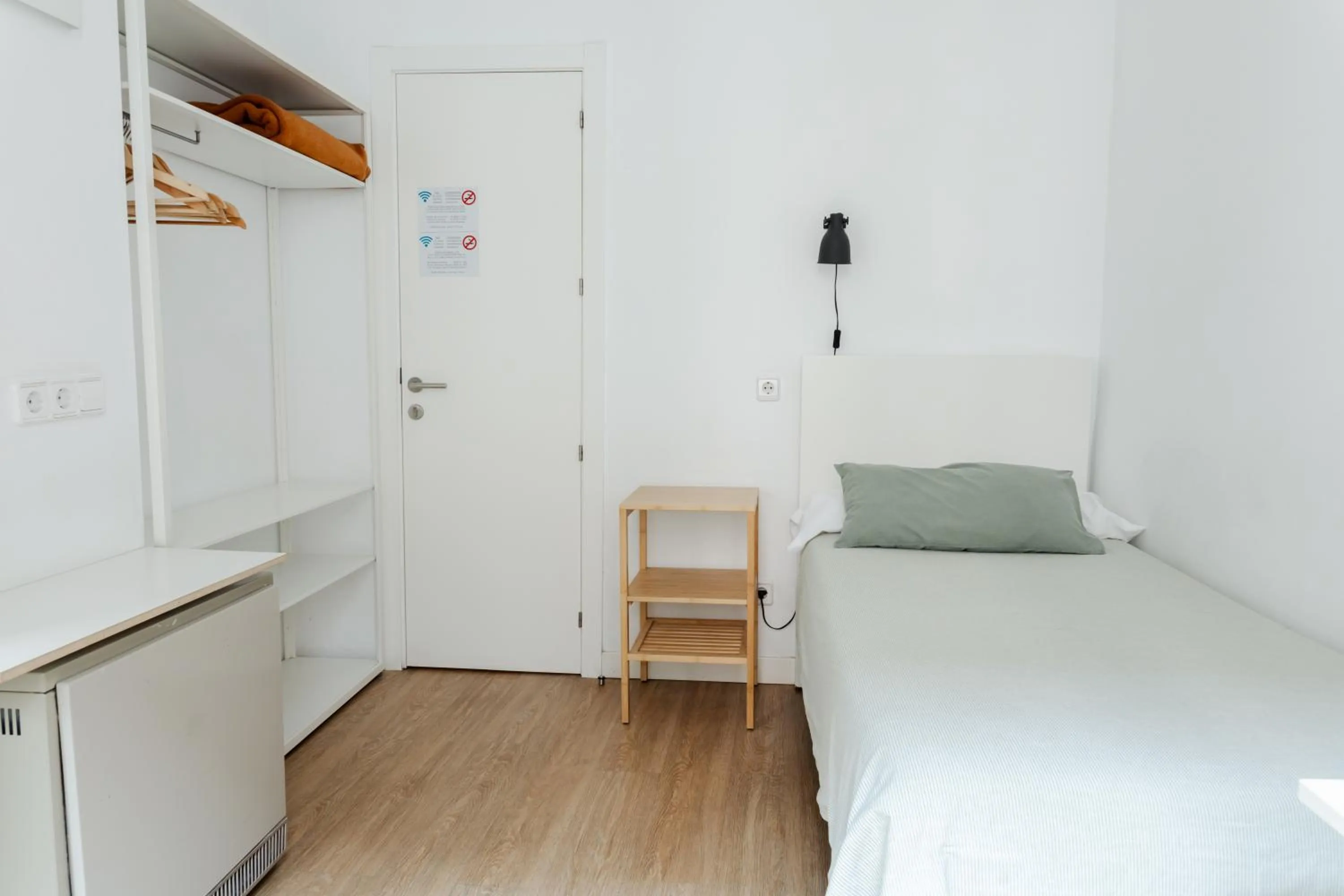 Photo of the whole room, Bed in Hostal La Zona