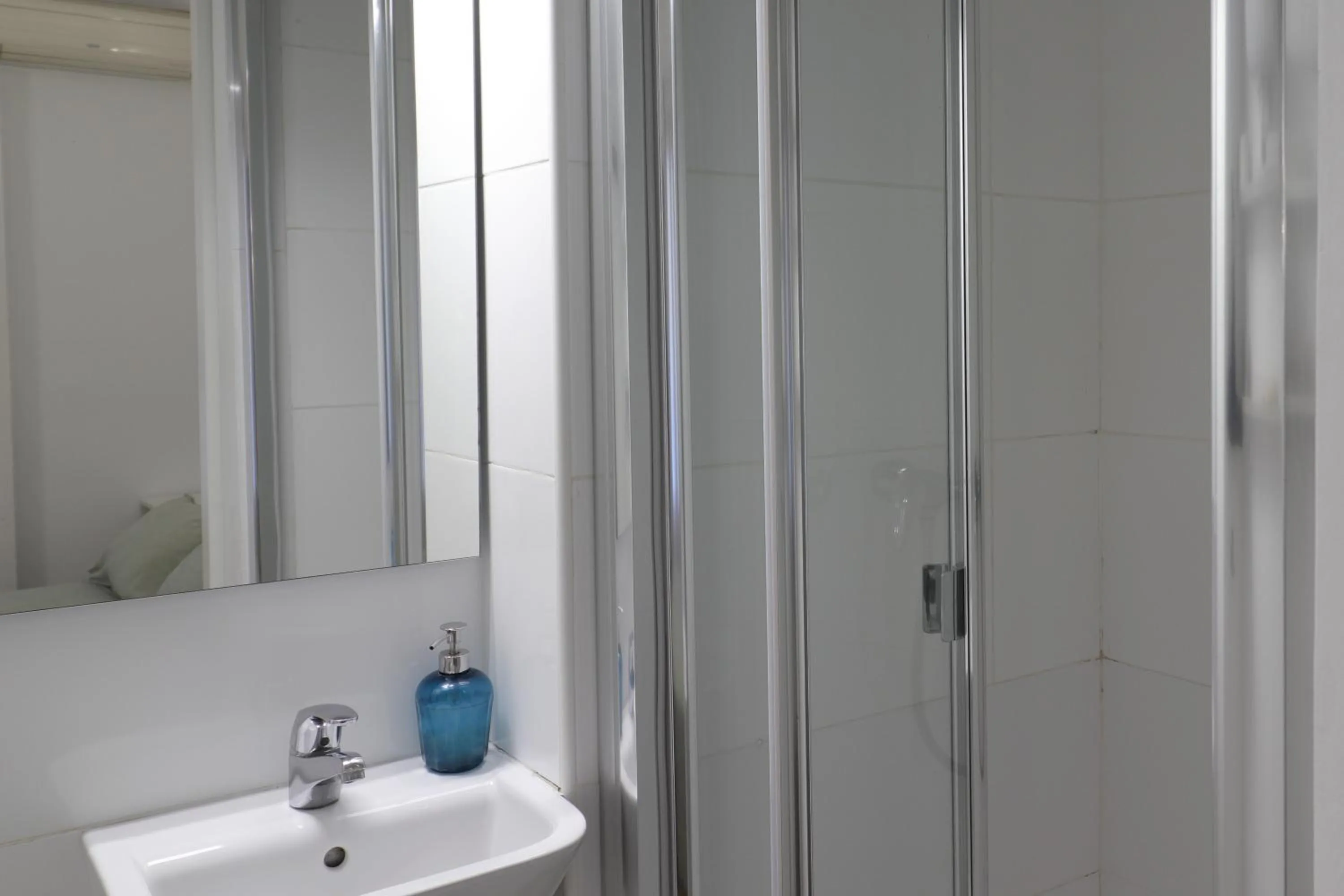 Bathroom in Hostal La Zona