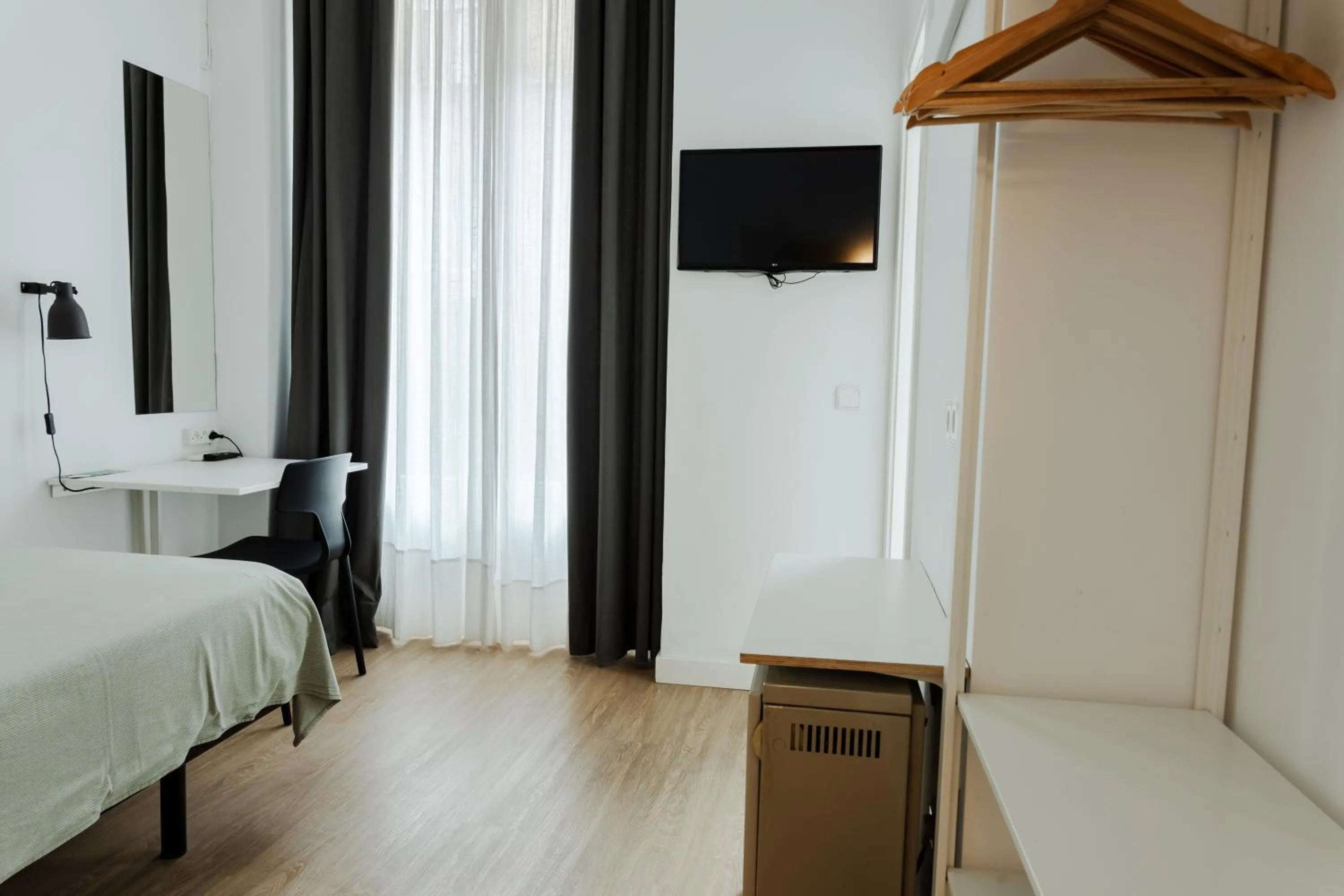 Photo of the whole room, Bed in Hostal La Zona