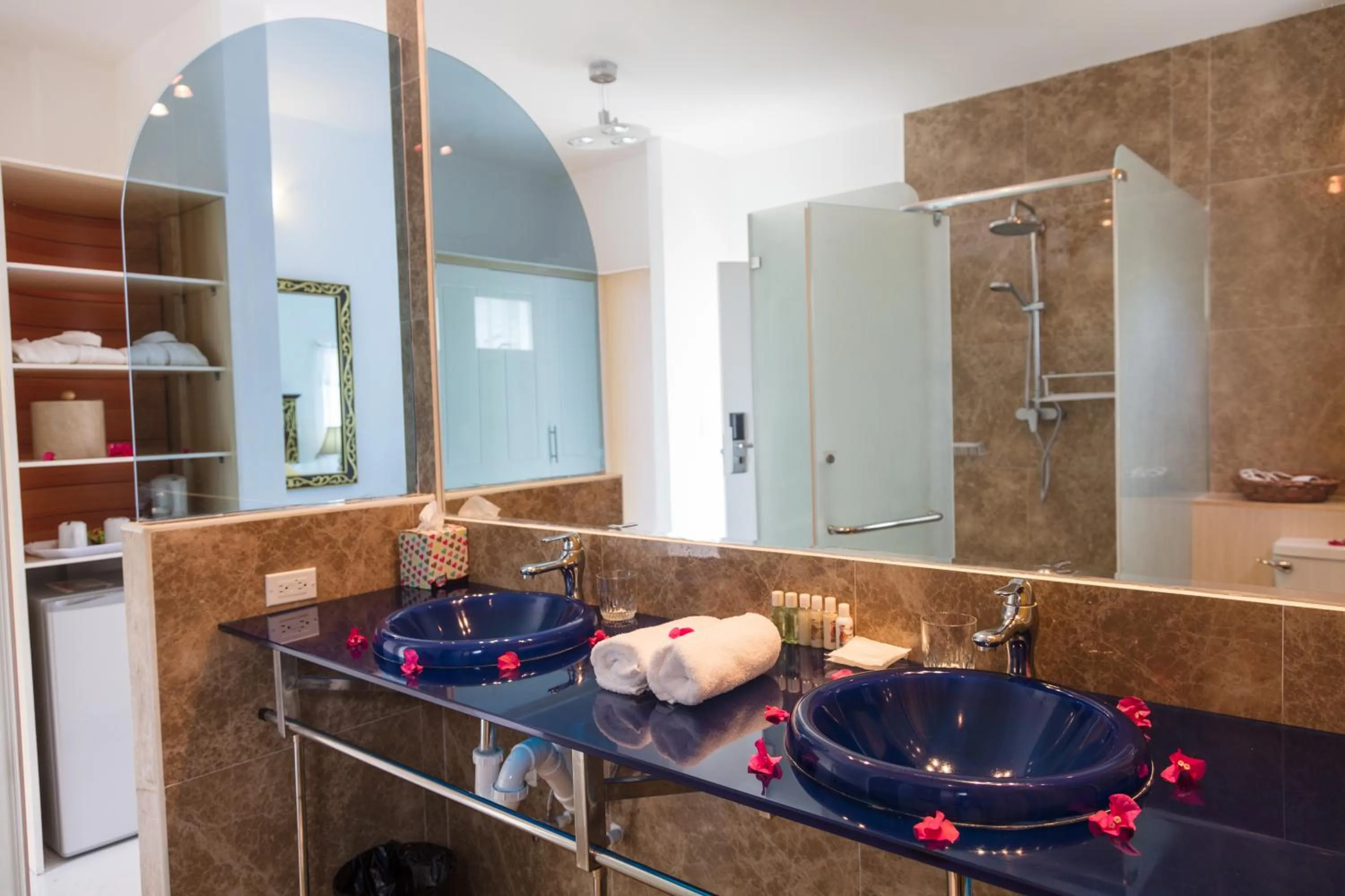 Shower in Bacolet Beach Club