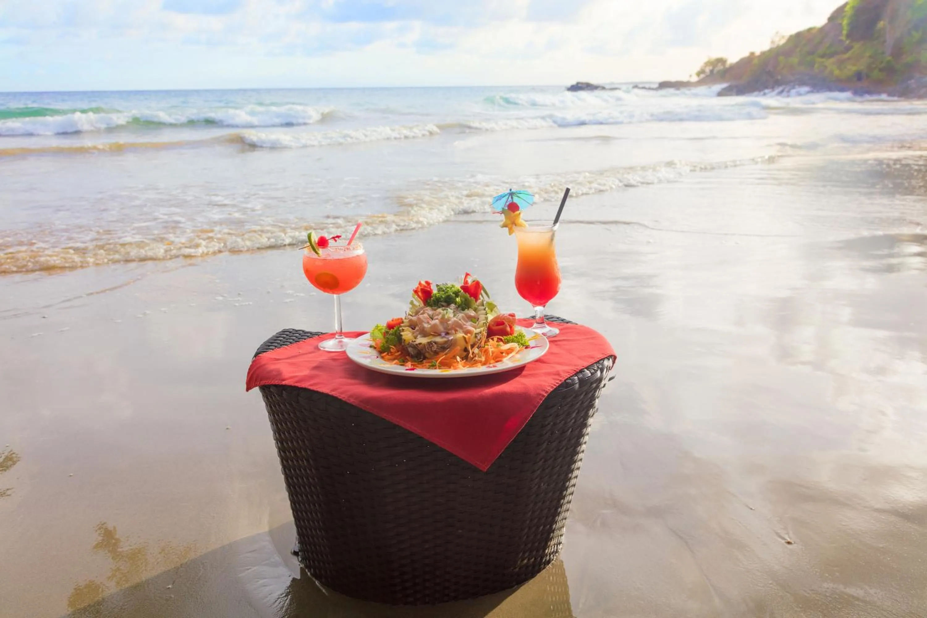 Food and drinks in Bacolet Beach Club