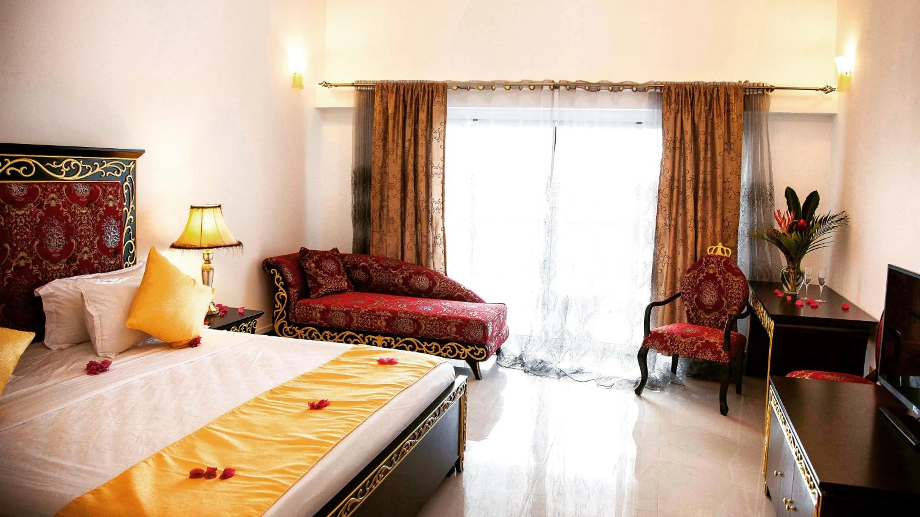 Bed in Bacolet Beach Club