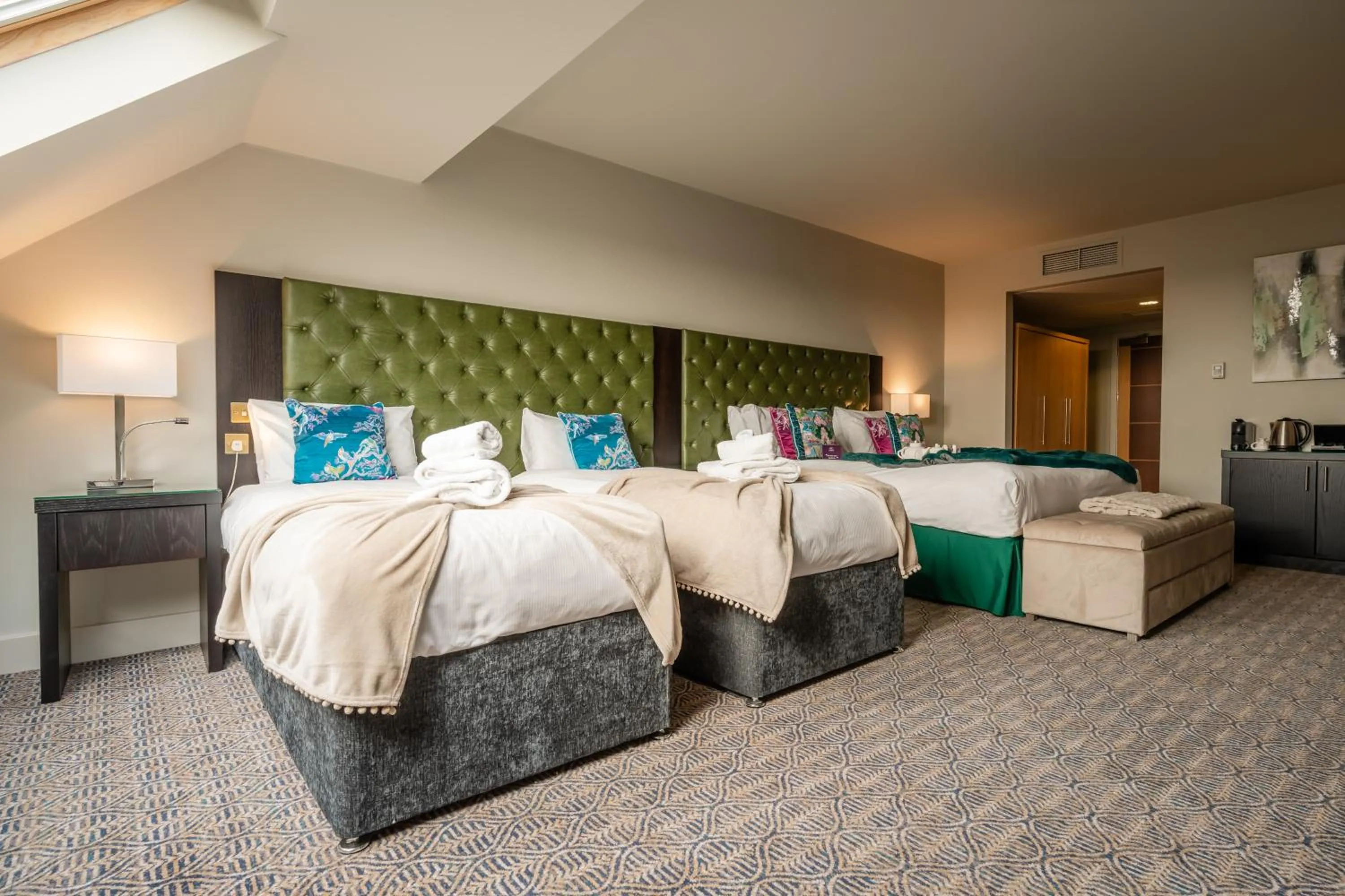 Bedroom, Bed in East Sussex National Hotel, Golf Resort & Spa