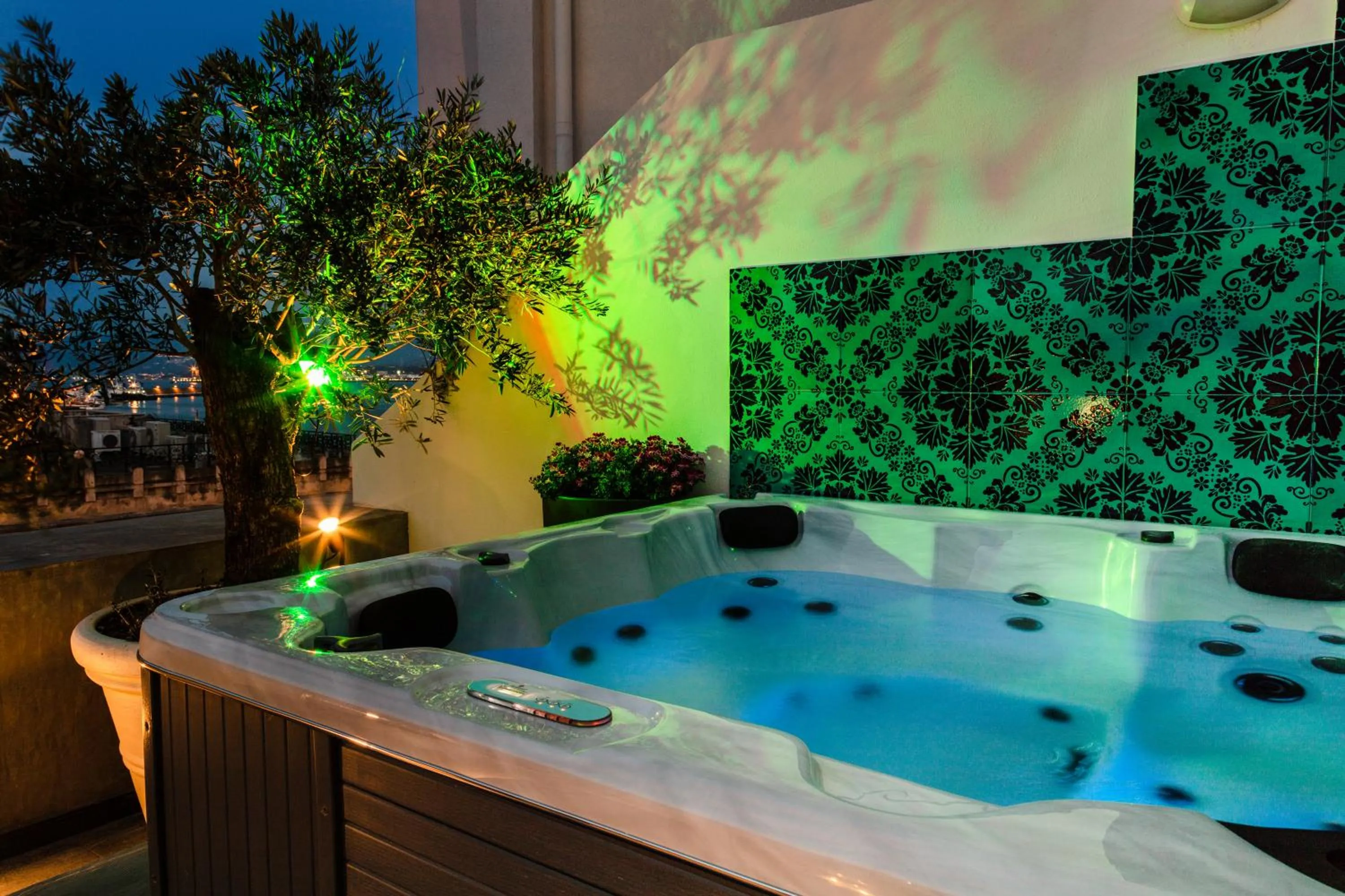 Hot Tub in Manzoni 46 - Ospitalità siciliana