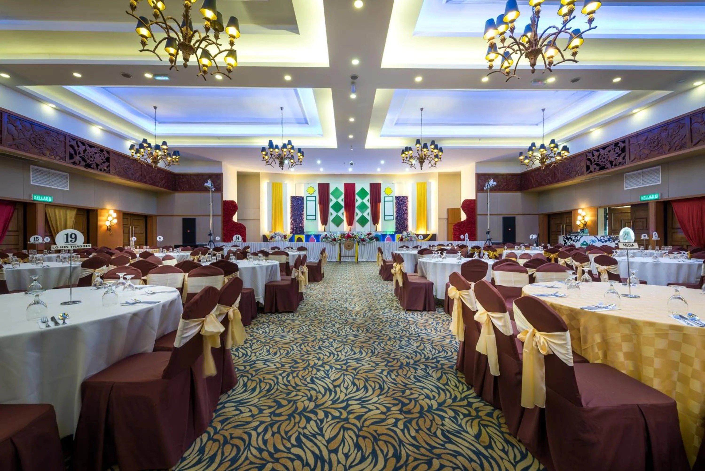 Business facilities in Tok Aman Bali Beach Resort @ Beachfront