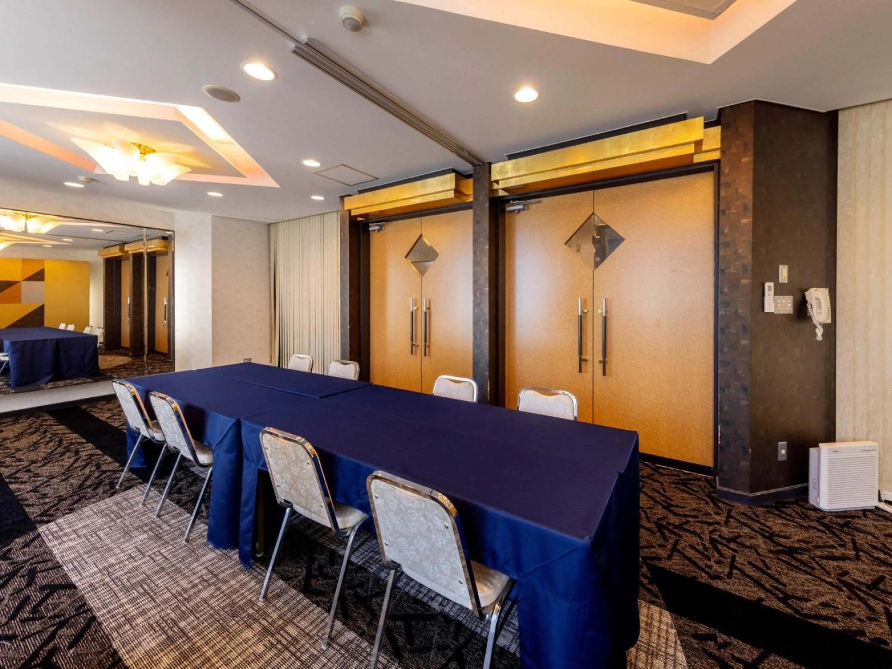 Meeting/conference room in APA Hotel Kagadaishoji Ekimae