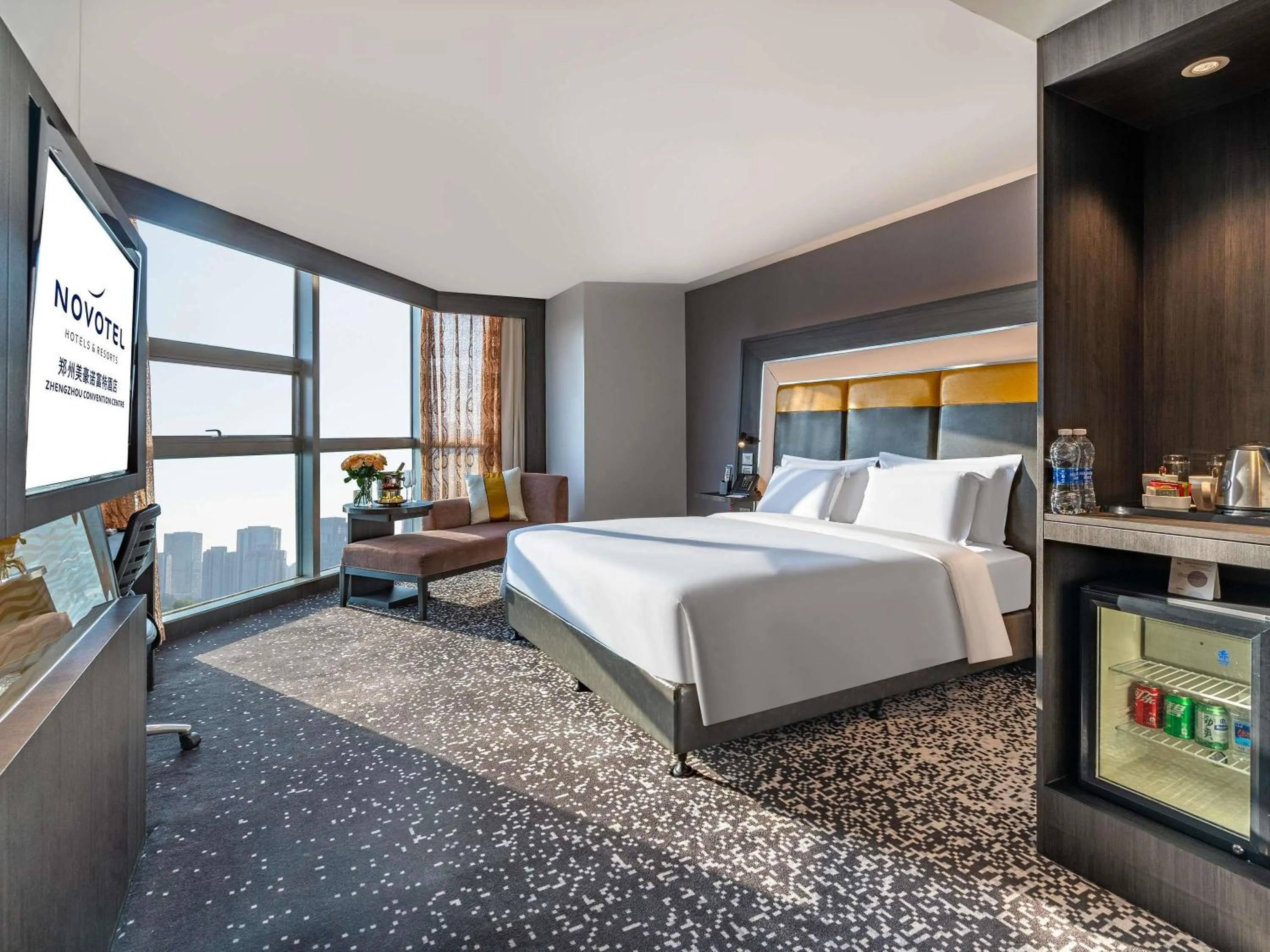 Bedroom, Bed in Novotel Zhengzhou Convention Centre