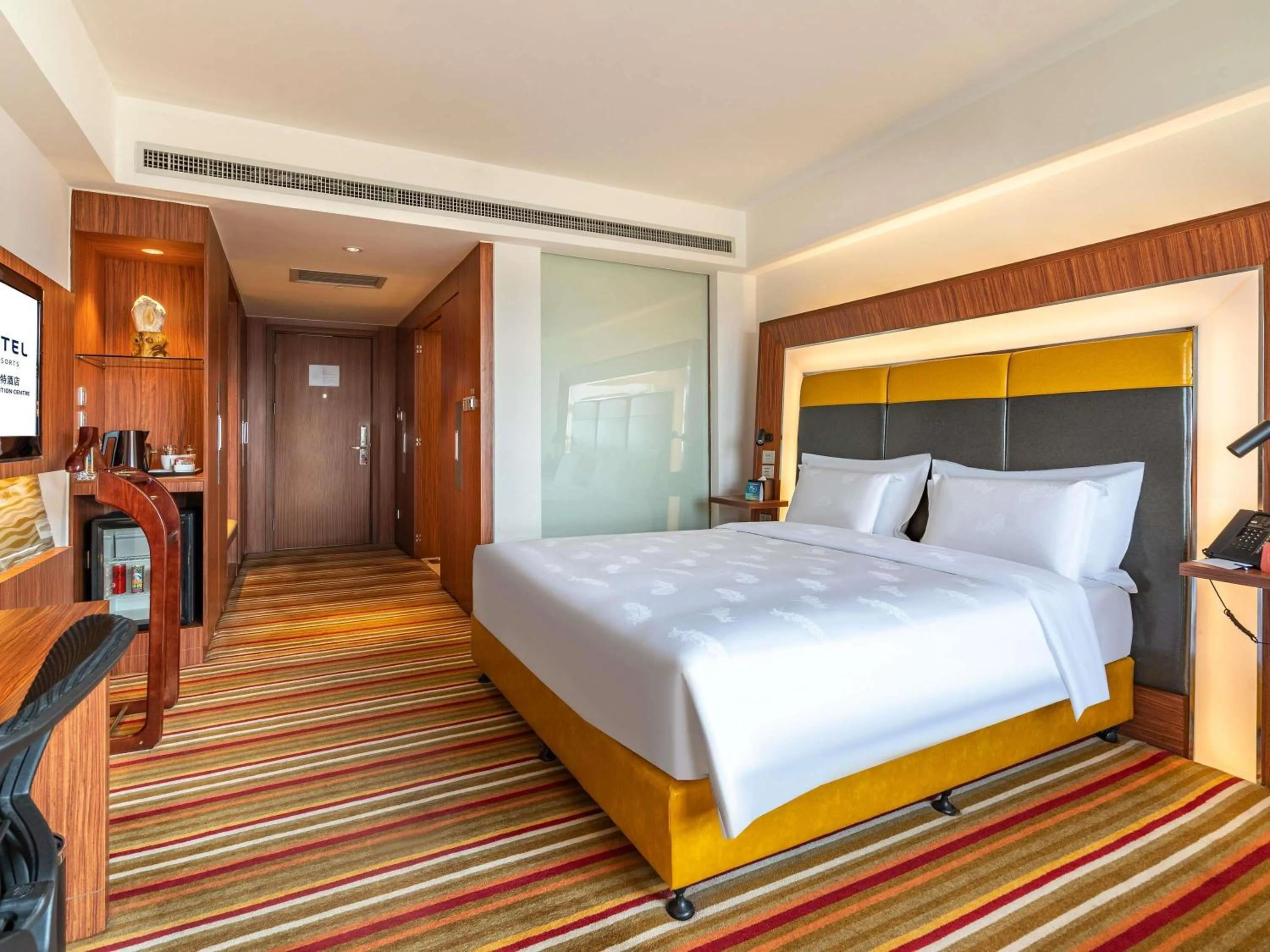 Bedroom, Bed in Novotel Zhengzhou Convention Centre