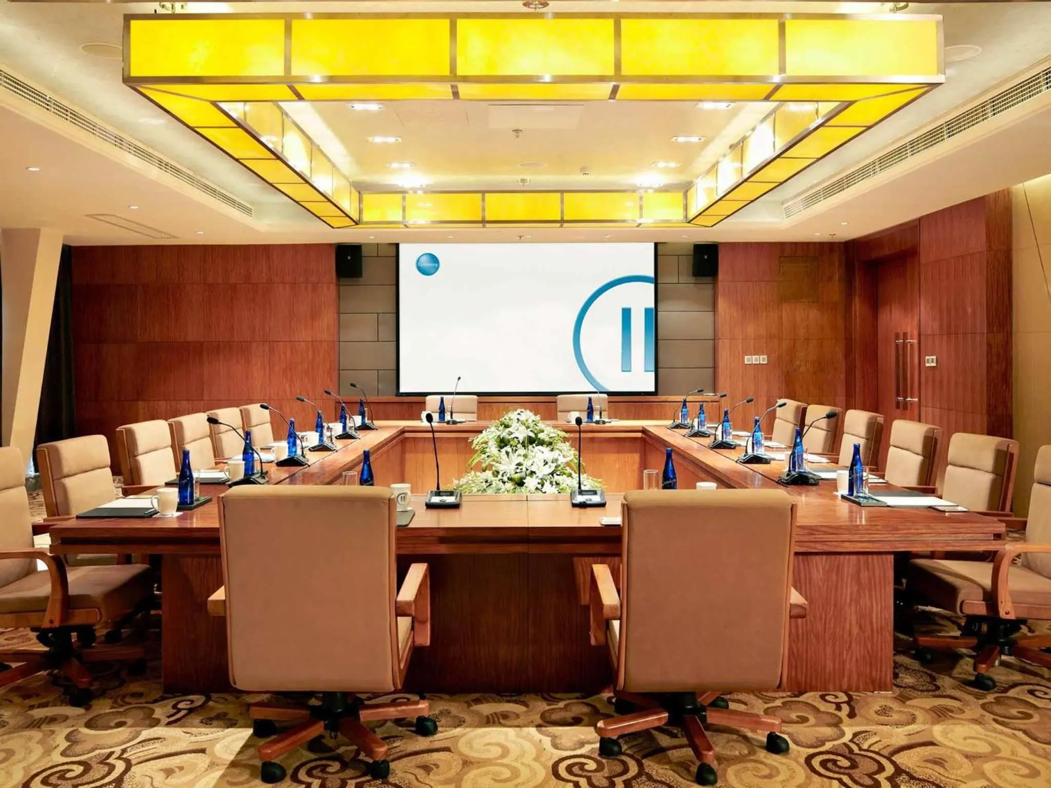 Meeting/conference room in Pullman Xiamen Powerlong