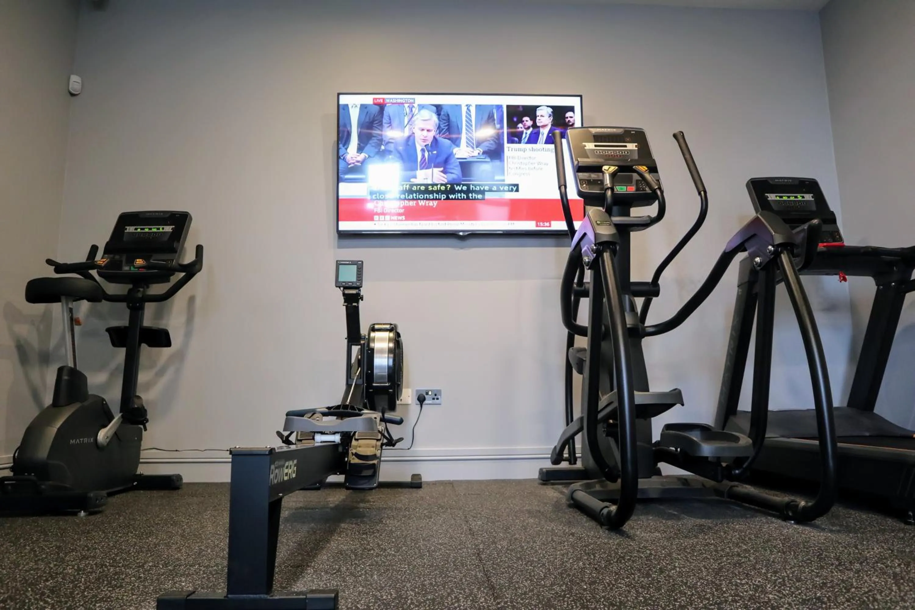 Fitness centre/facilities in Holiday Inn Express Belfast City by IHG