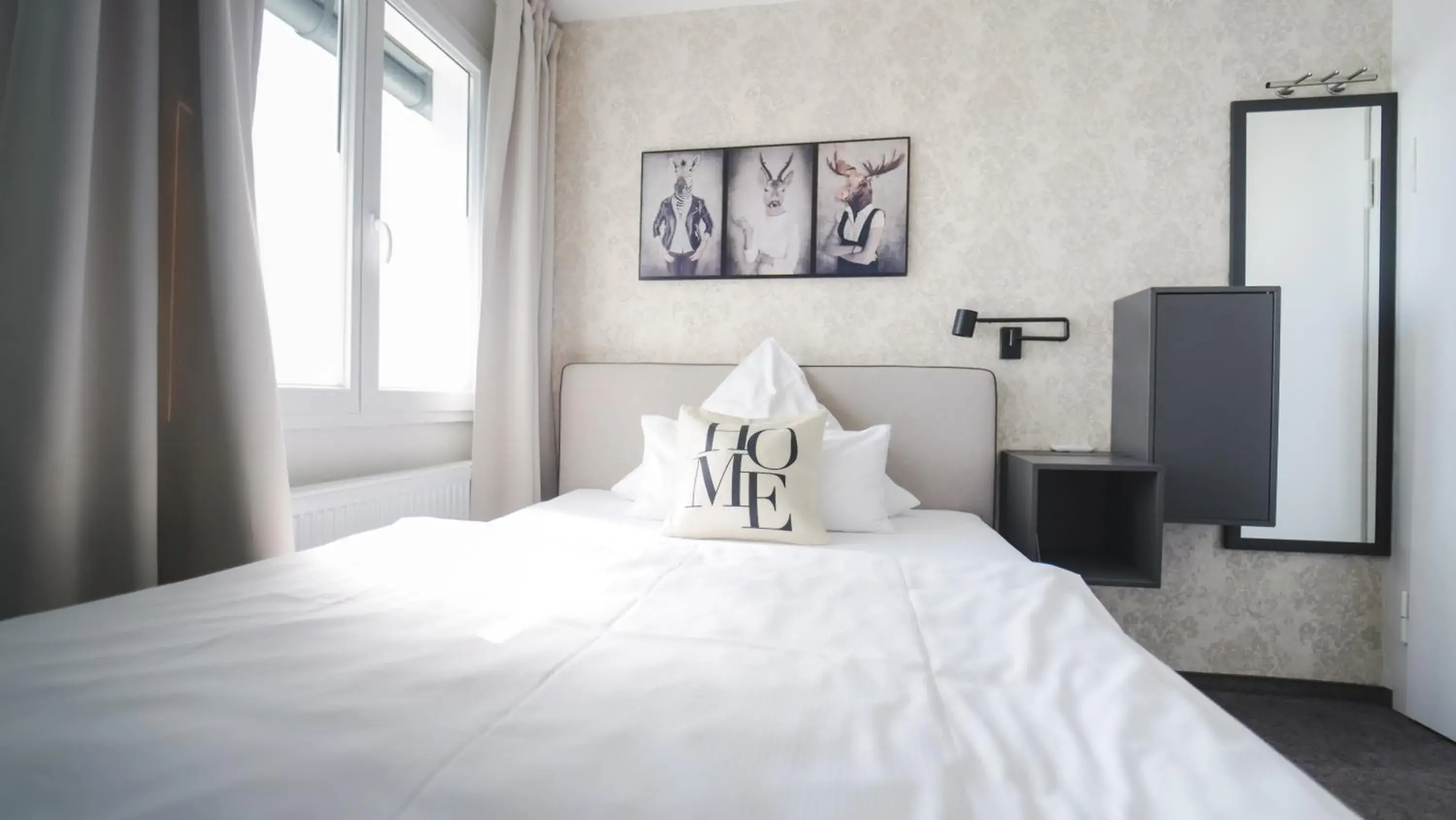 Single Room in Hotel König Single Room in Hotel König