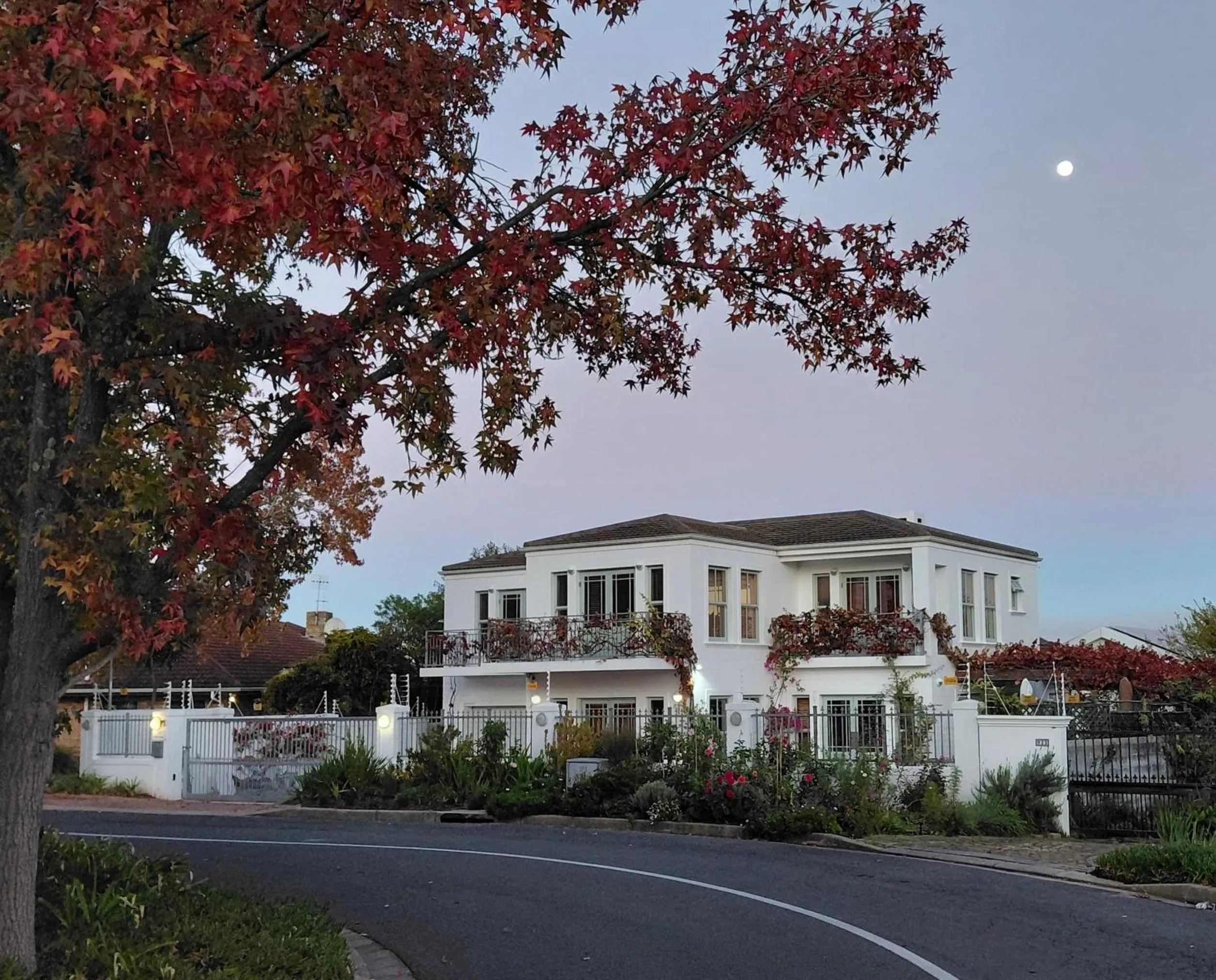 Property building in Penelope's Stellenbosch