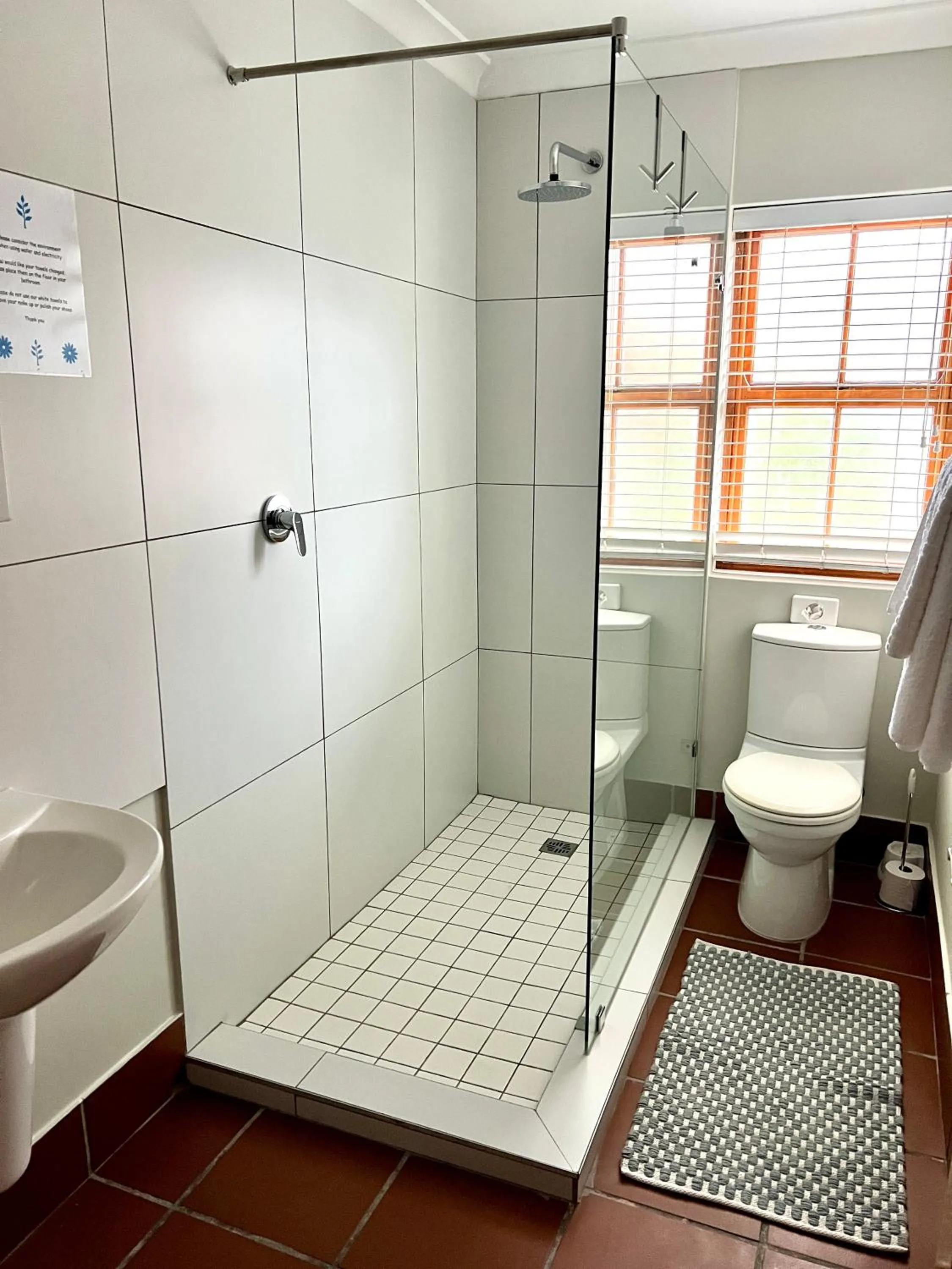 Shower in Penelope's Stellenbosch