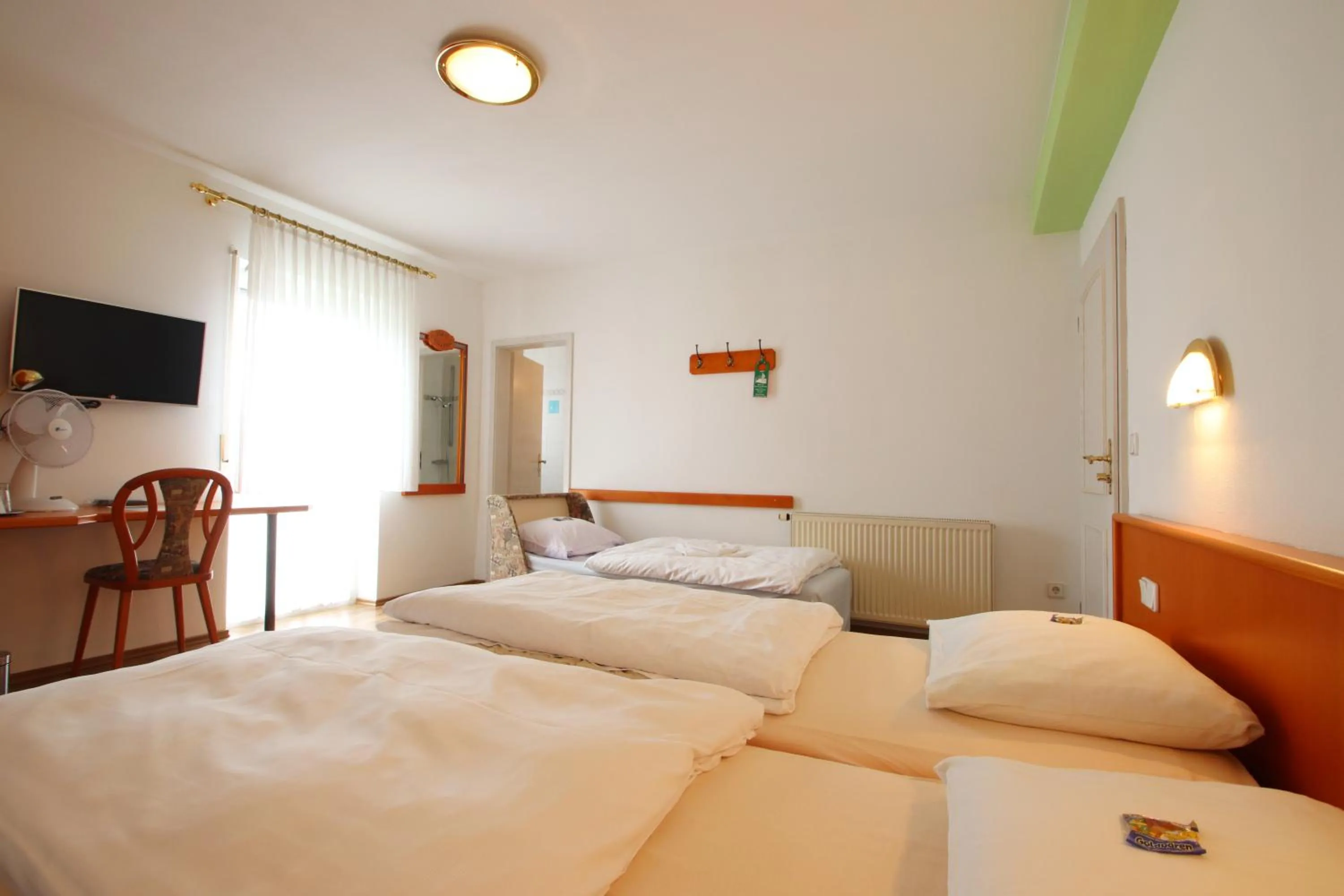 Hotel-Dörfler Garni