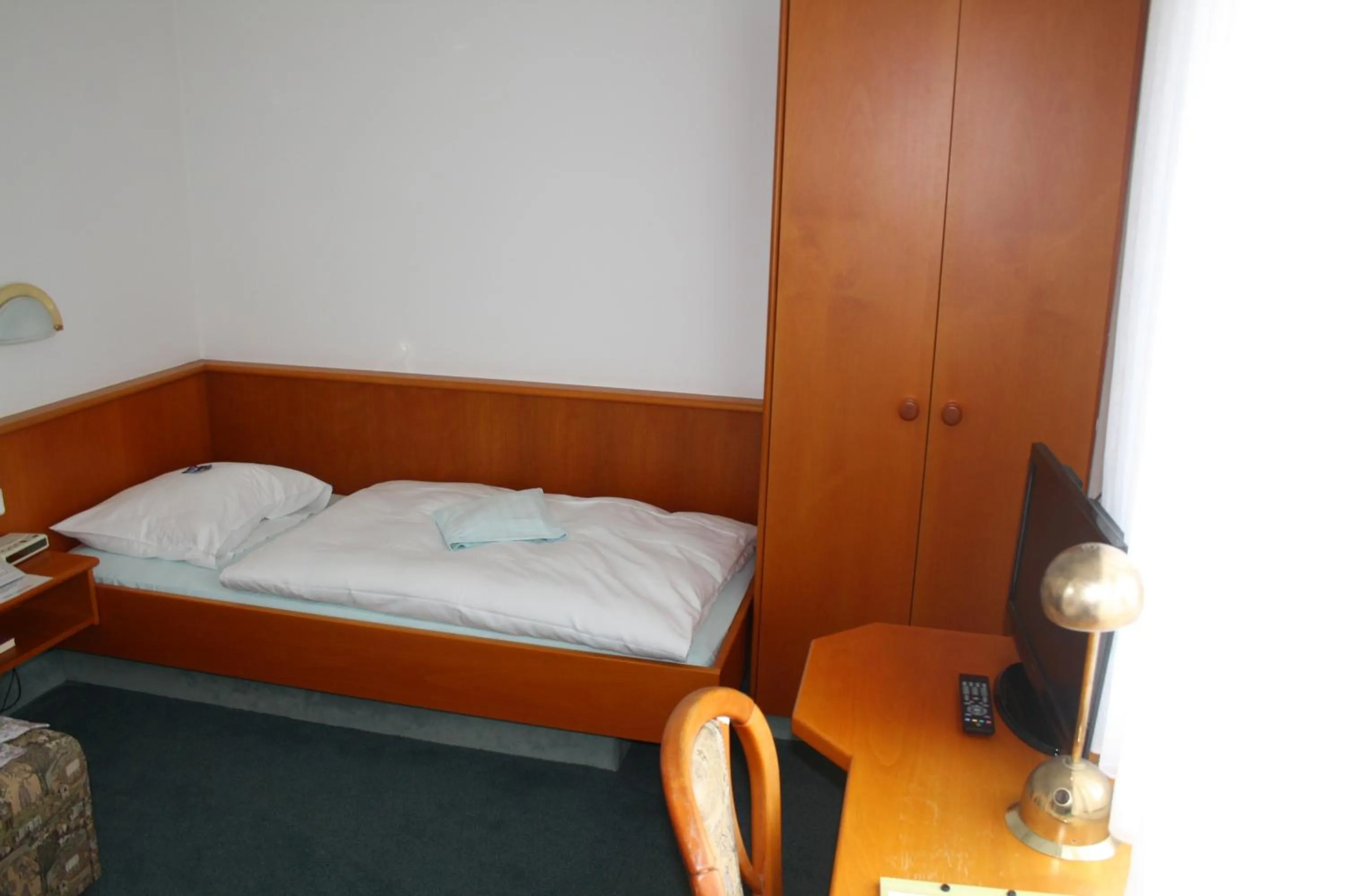 Photo of the whole room in Hotel-Dörfler Garni