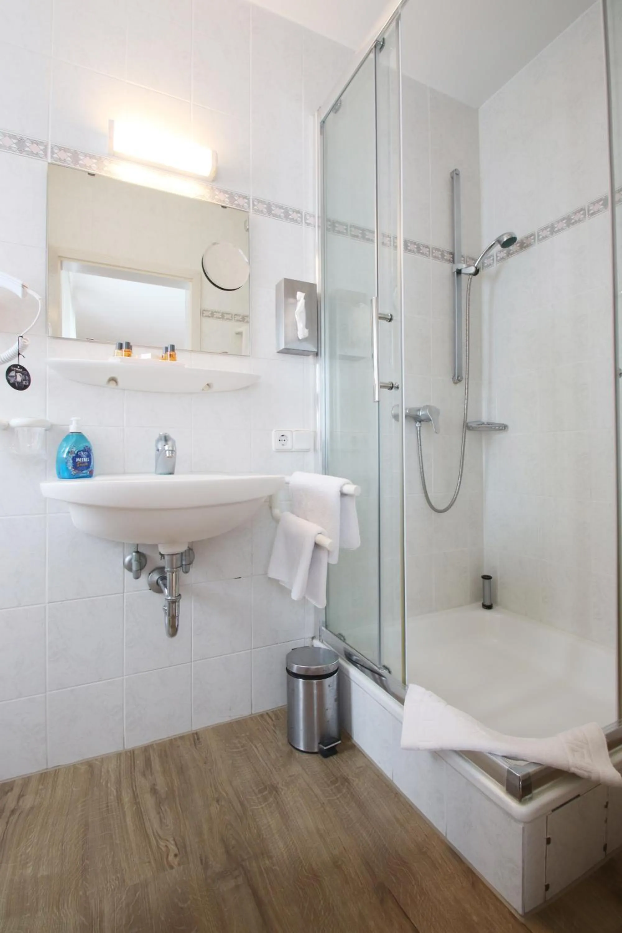 Hotel-Dörfler Garni