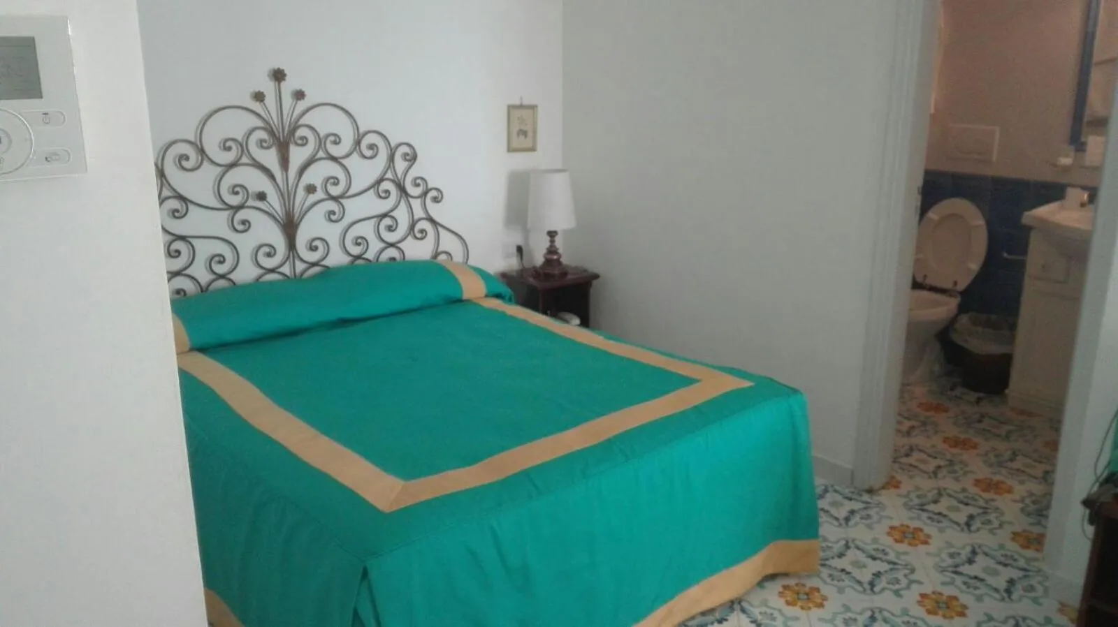 Bed in Hotel Residence Villa Igea Capri